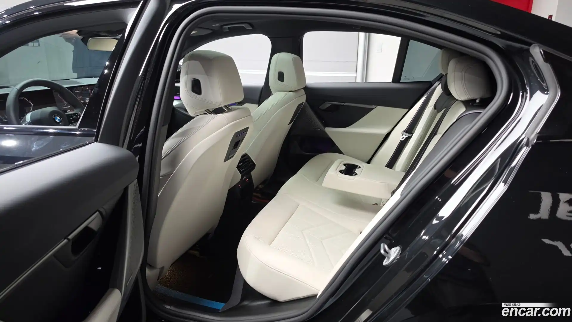5-Series BMW 2025.11-INNER-036