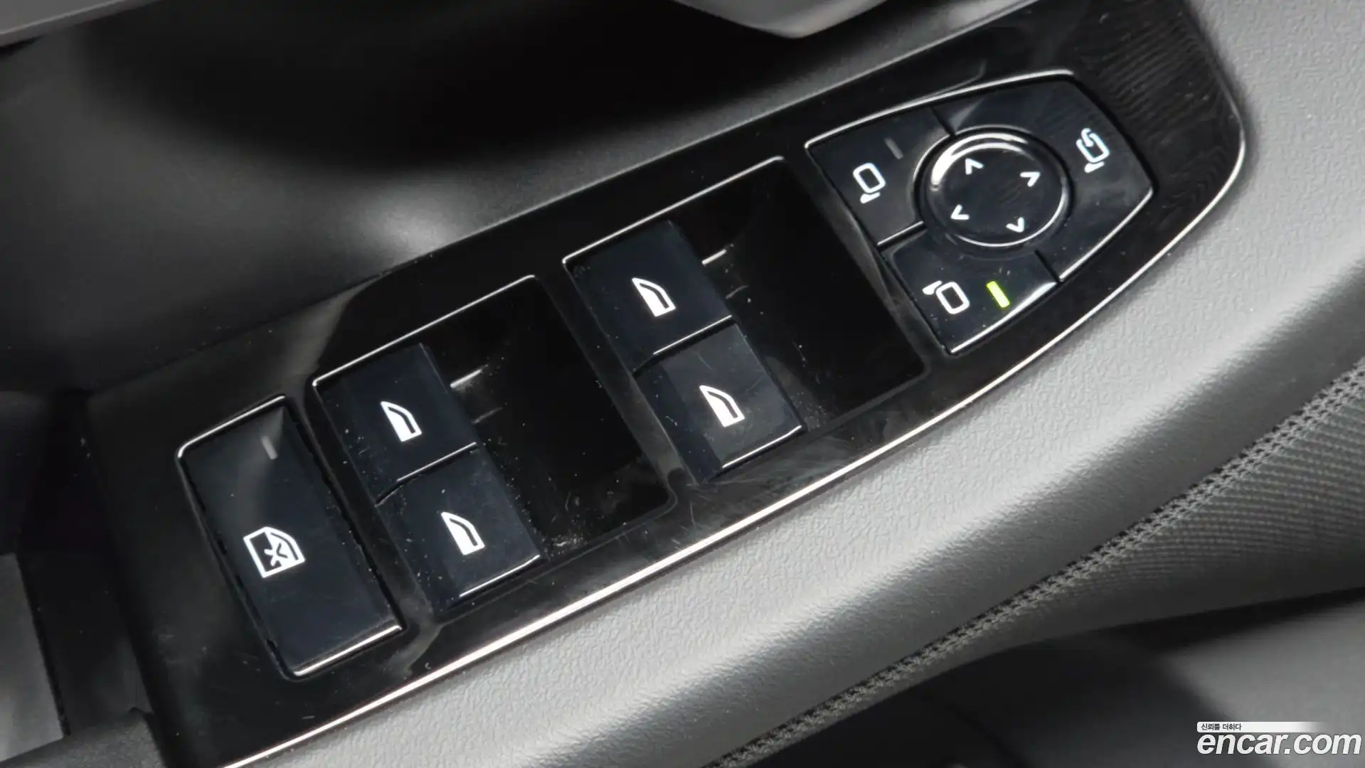 5-Series BMW 2025.11-OPTION-043