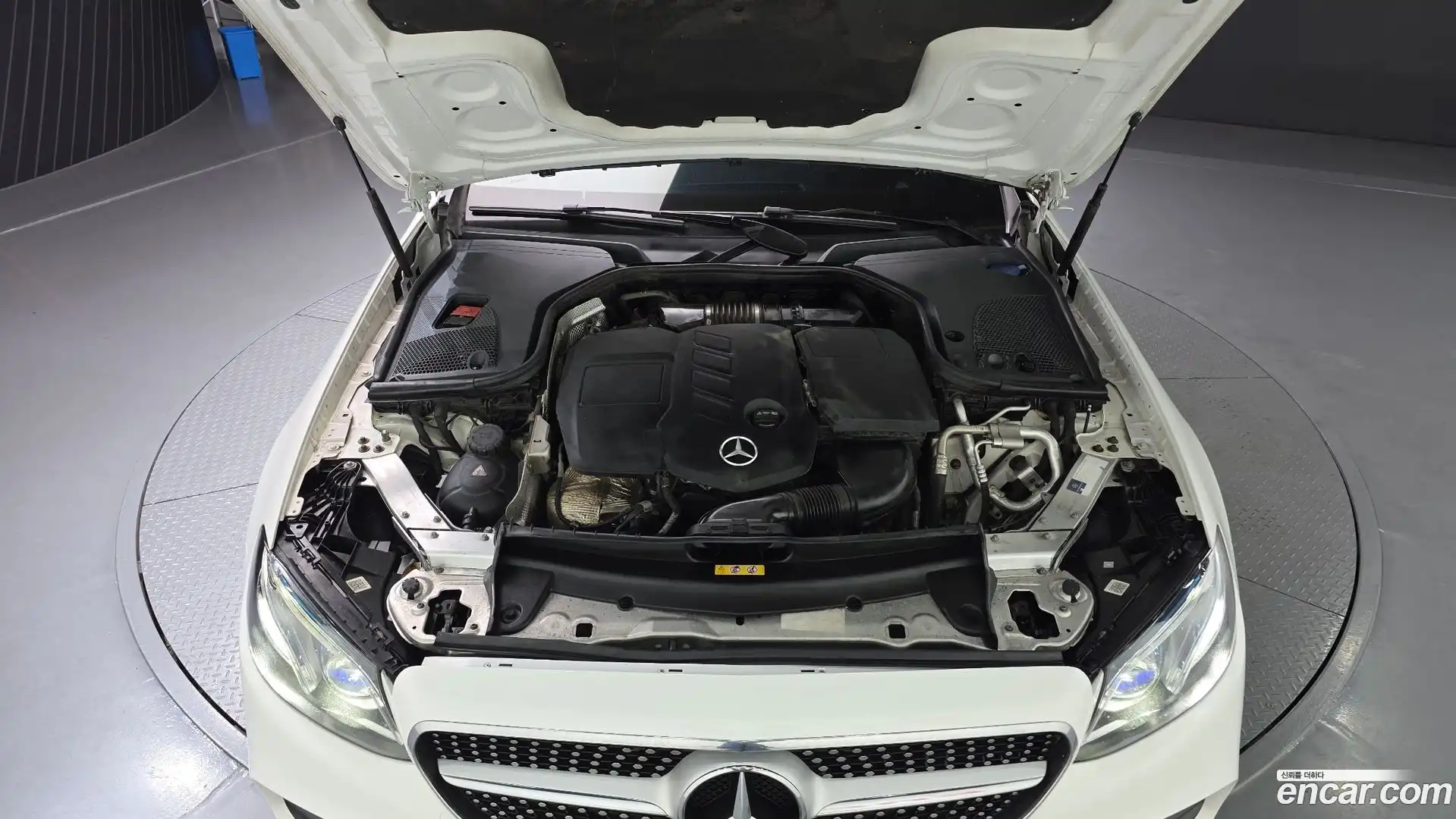 E-Class Mercedes-Benz 2017.9-OUTER-006