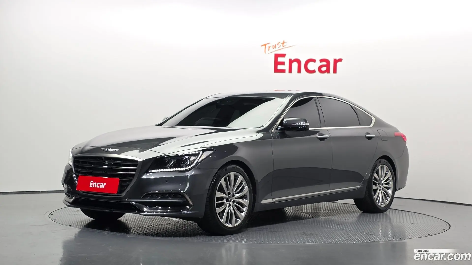 Main__Slider__Photo:G80 Genesis 2019.1-0