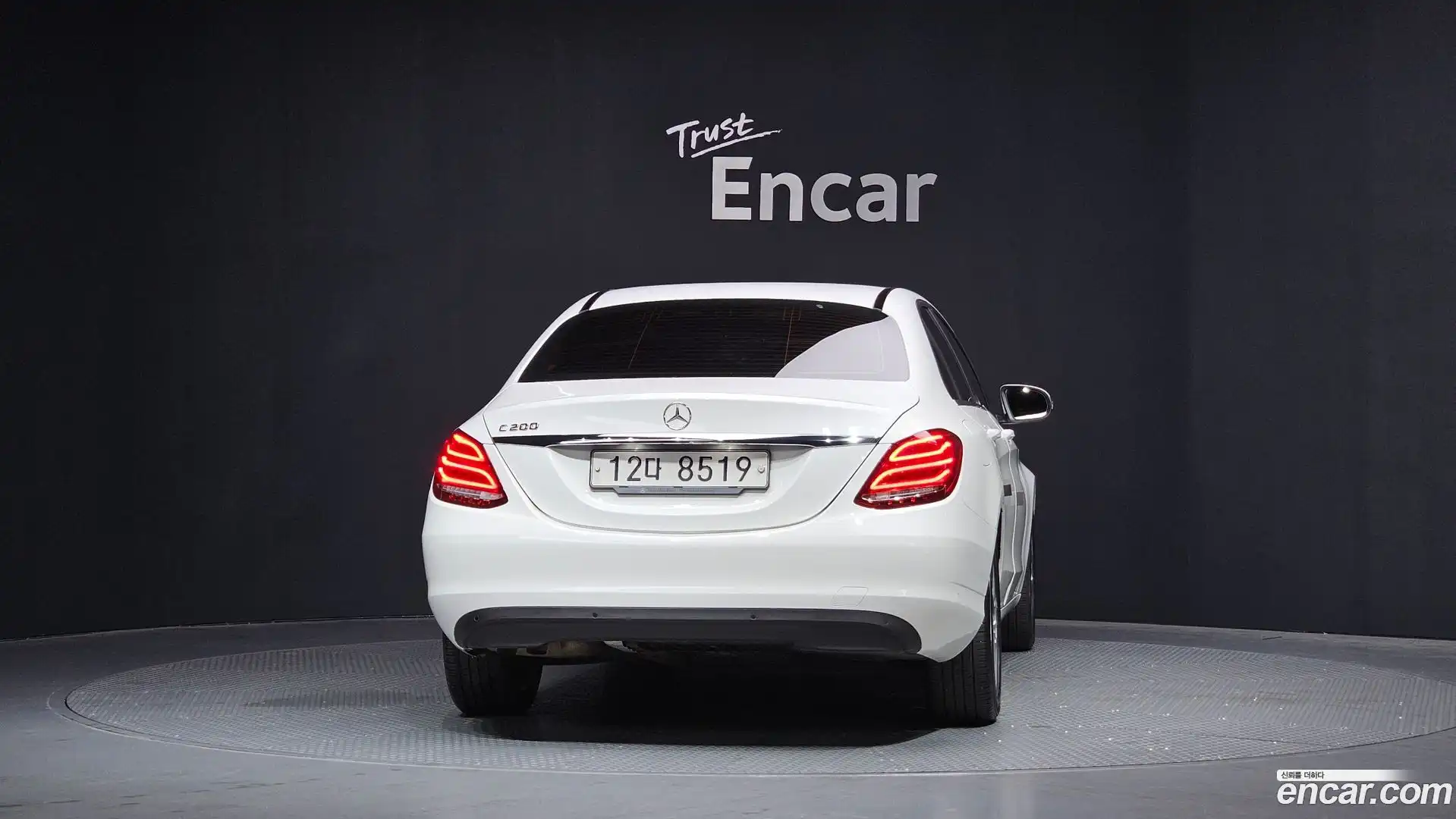 C-Class Mercedes-Benz 2017.5-OUTER-004