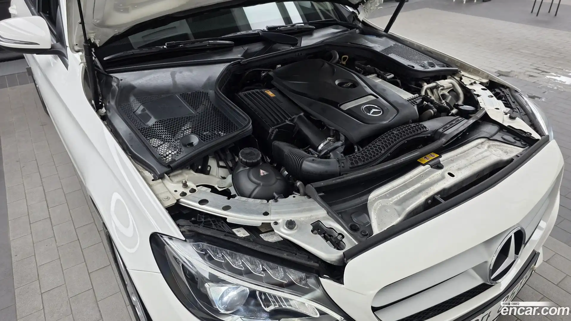 C-Class Mercedes-Benz 2017.5-OUTER-006