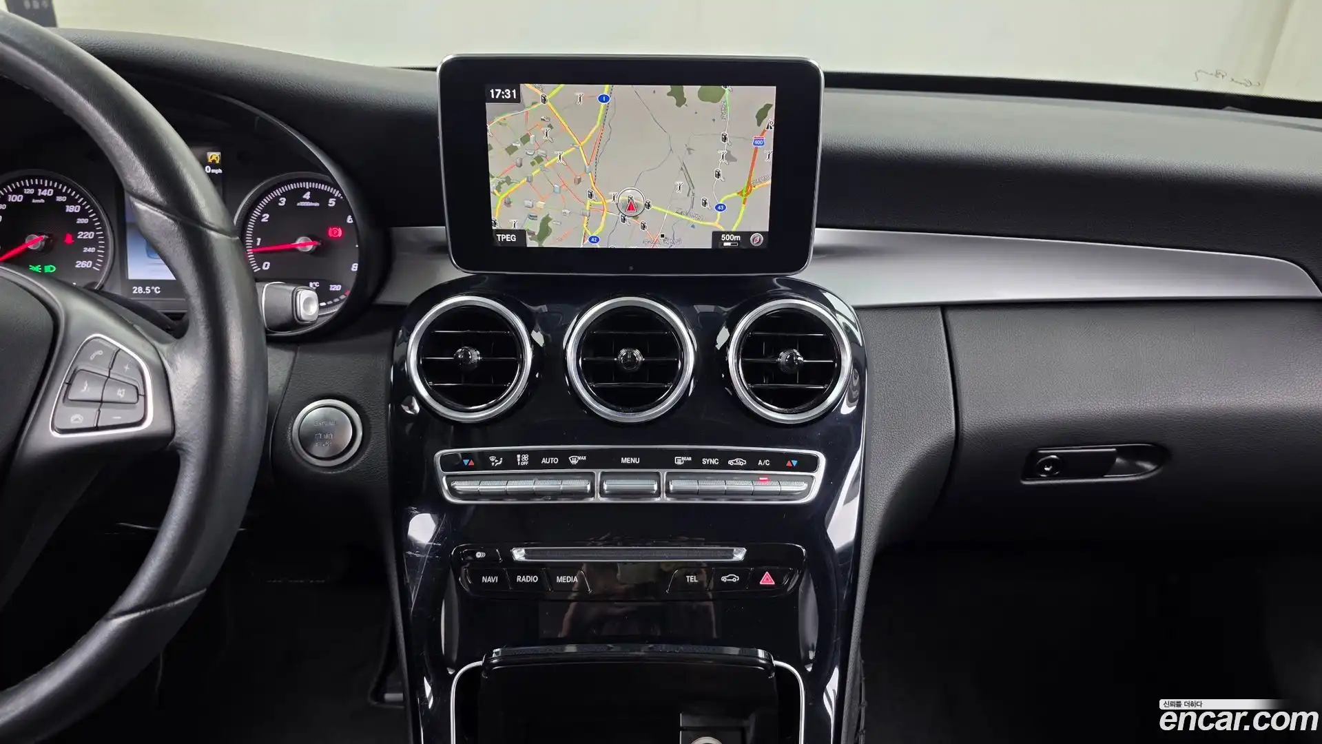C-Class Mercedes-Benz 2017.5-OPTION-018
