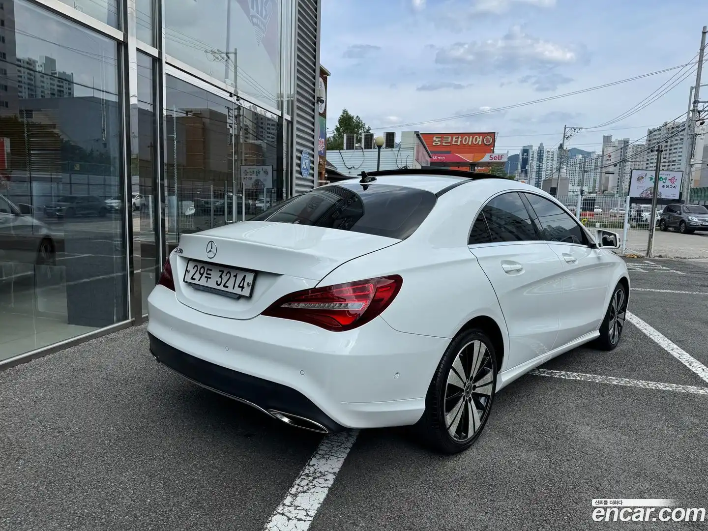 CLA-Class Mercedes-Benz 2019.6-OUTER-002