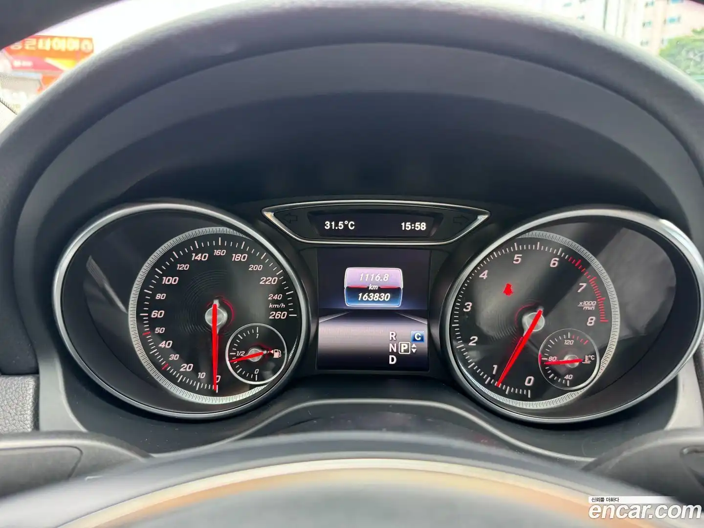 CLA-Class Mercedes-Benz 2019.6-INNER-008