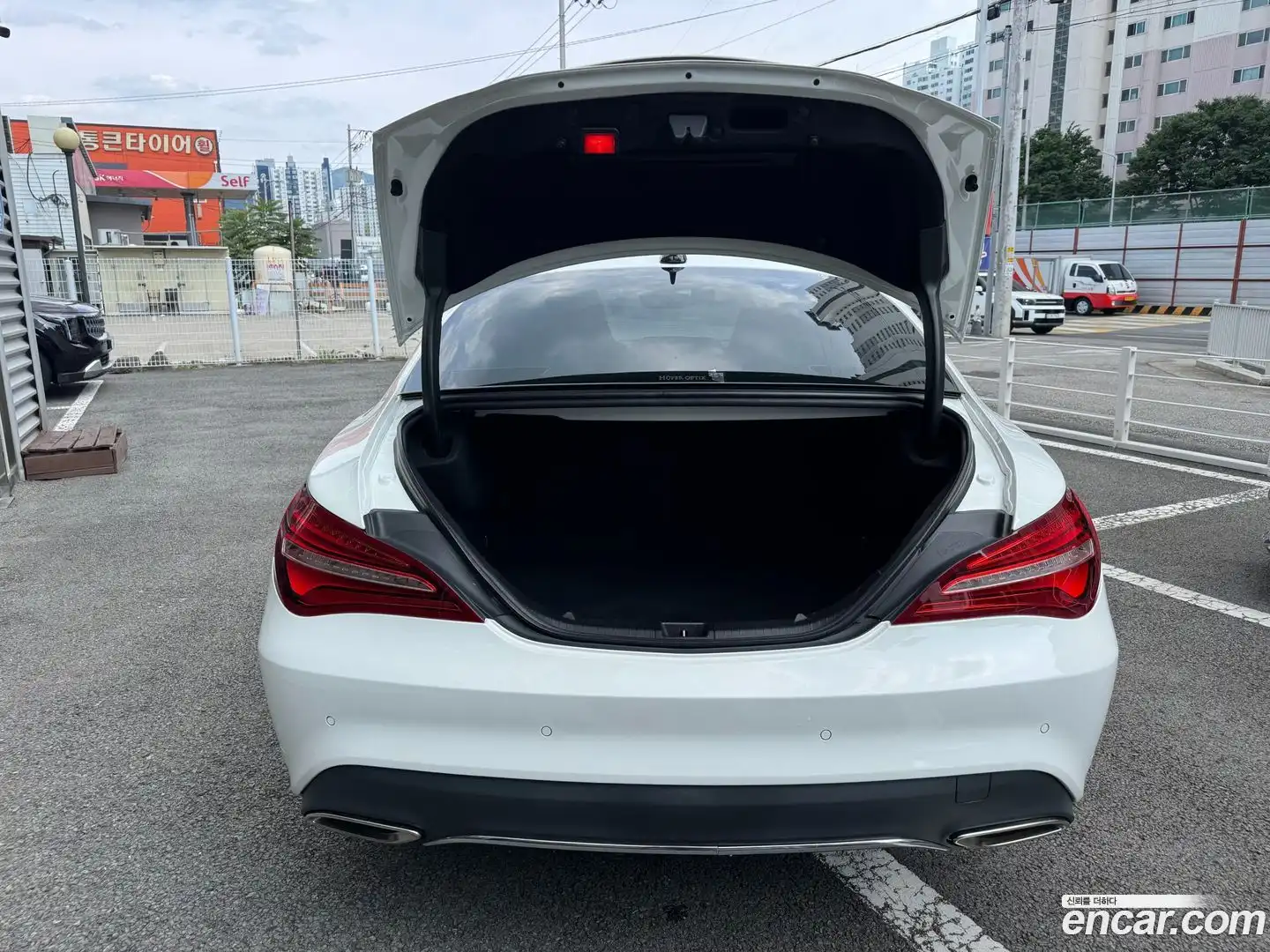 CLA-Class Mercedes-Benz 2019.6-OPTION-024