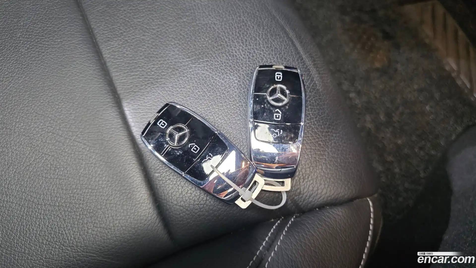 E-Class Mercedes-Benz 2021.7-OPTION-020
