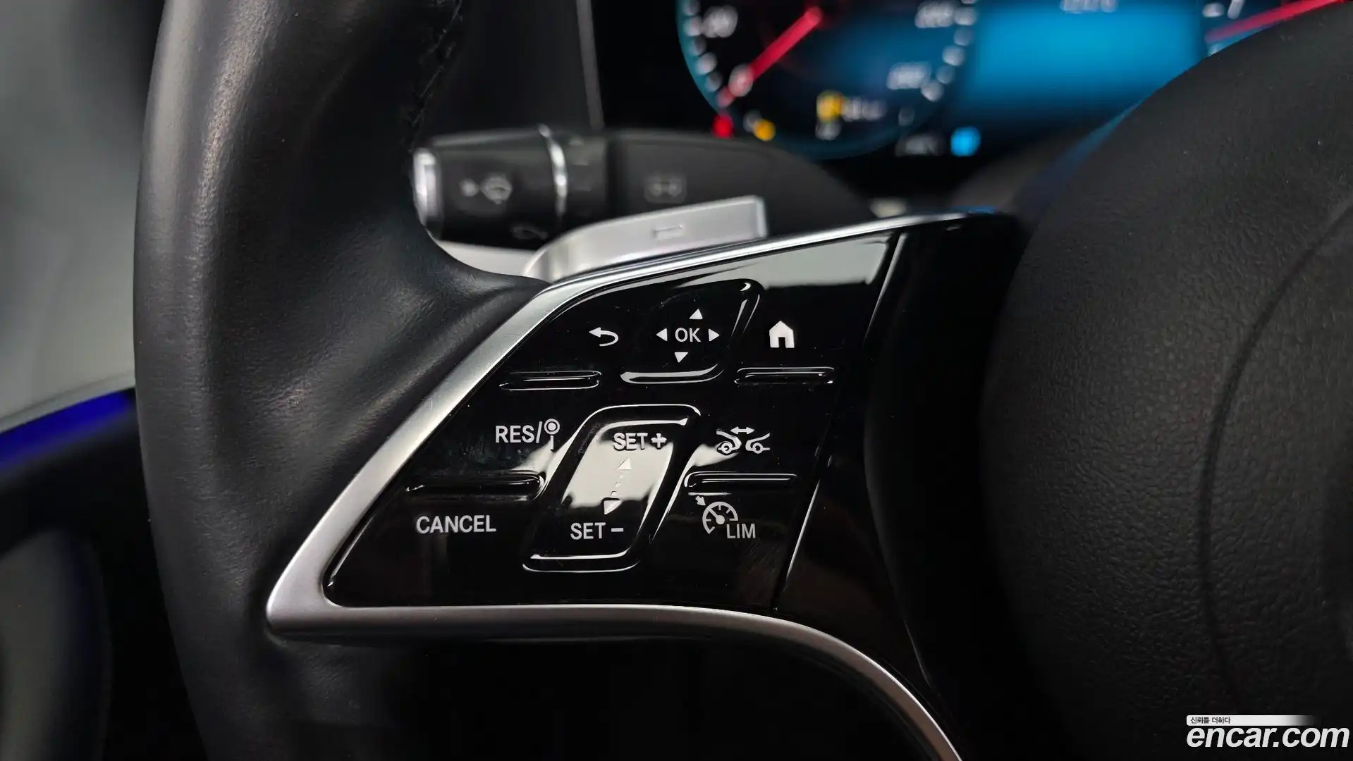 E-Class Mercedes-Benz 2021.7-OPTION-022