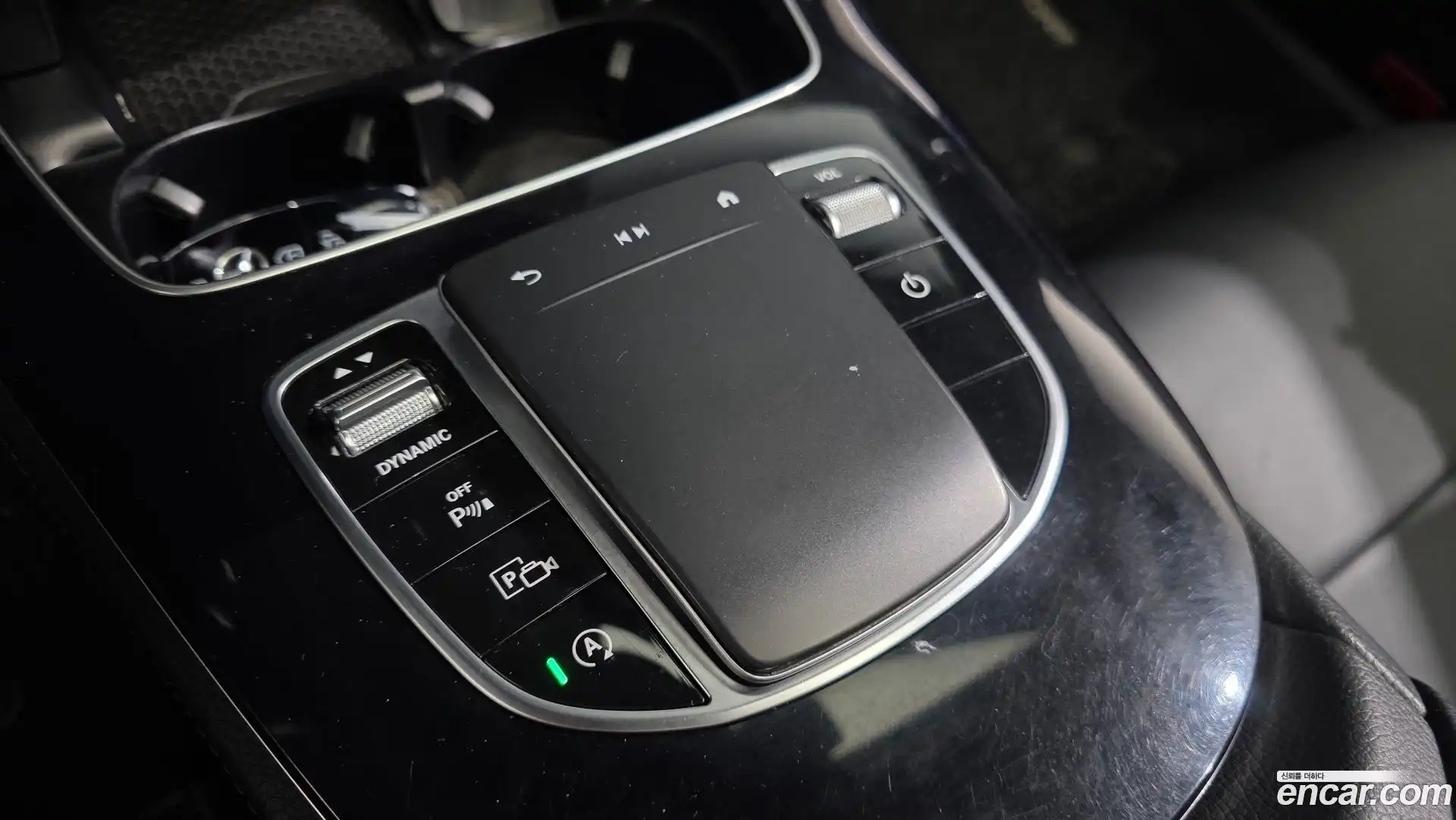 E-Class Mercedes-Benz 2021.7-OPTION-043