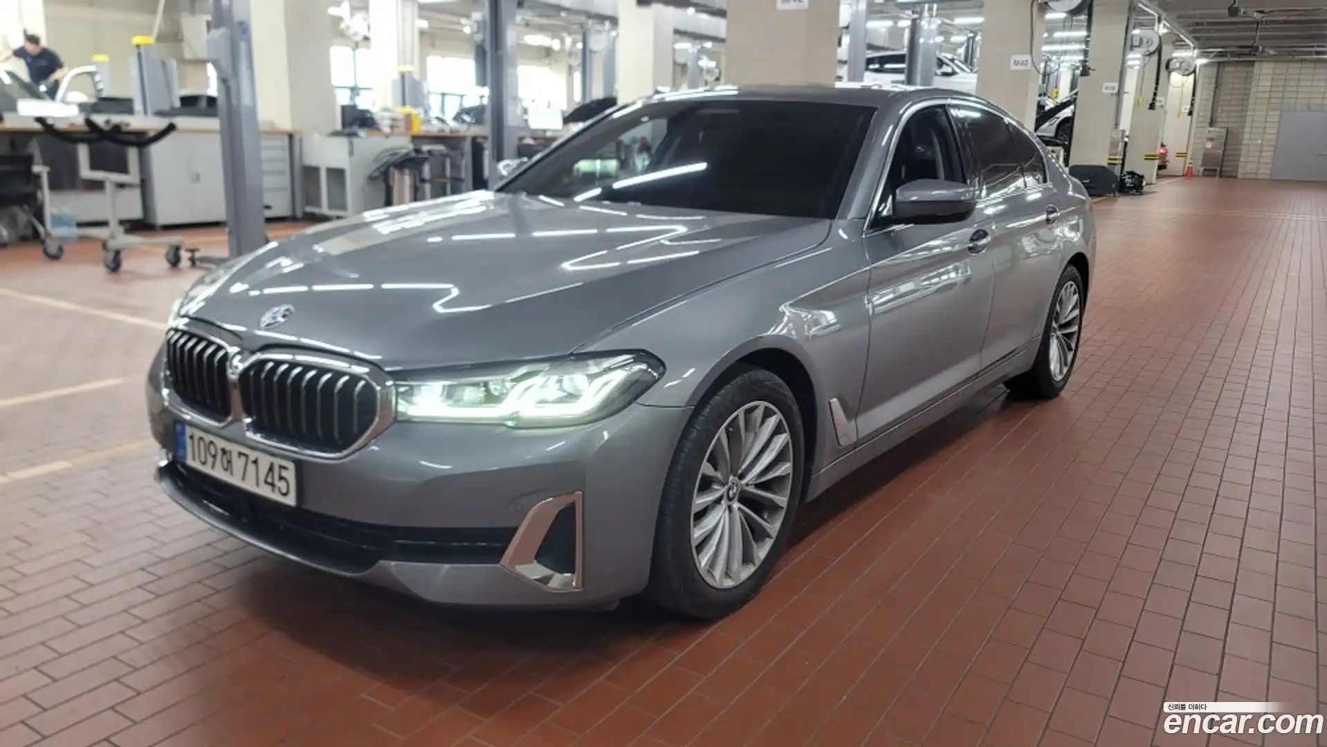 5-Series BMW 2023.2-OUTER-001