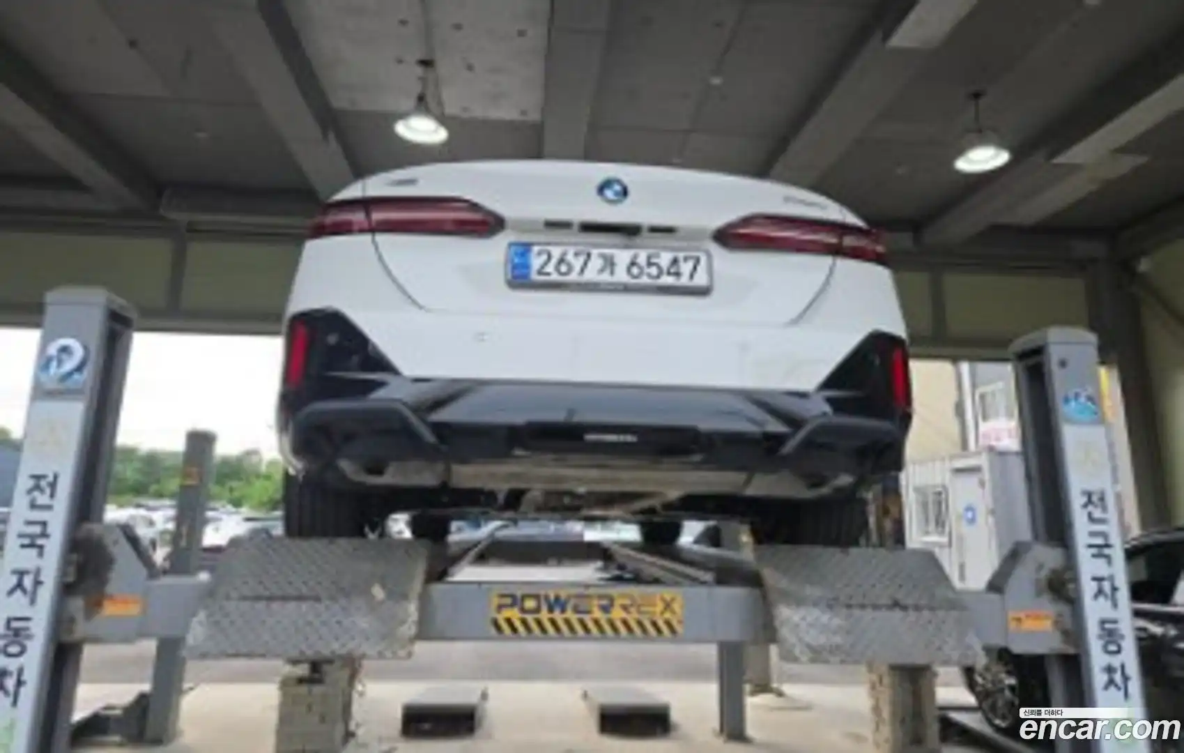 5-Series BMW 2023.9-OUTER-002