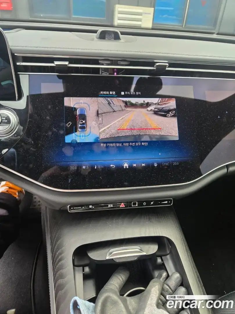 E-Class Mercedes-Benz 2025.7-INNER-010