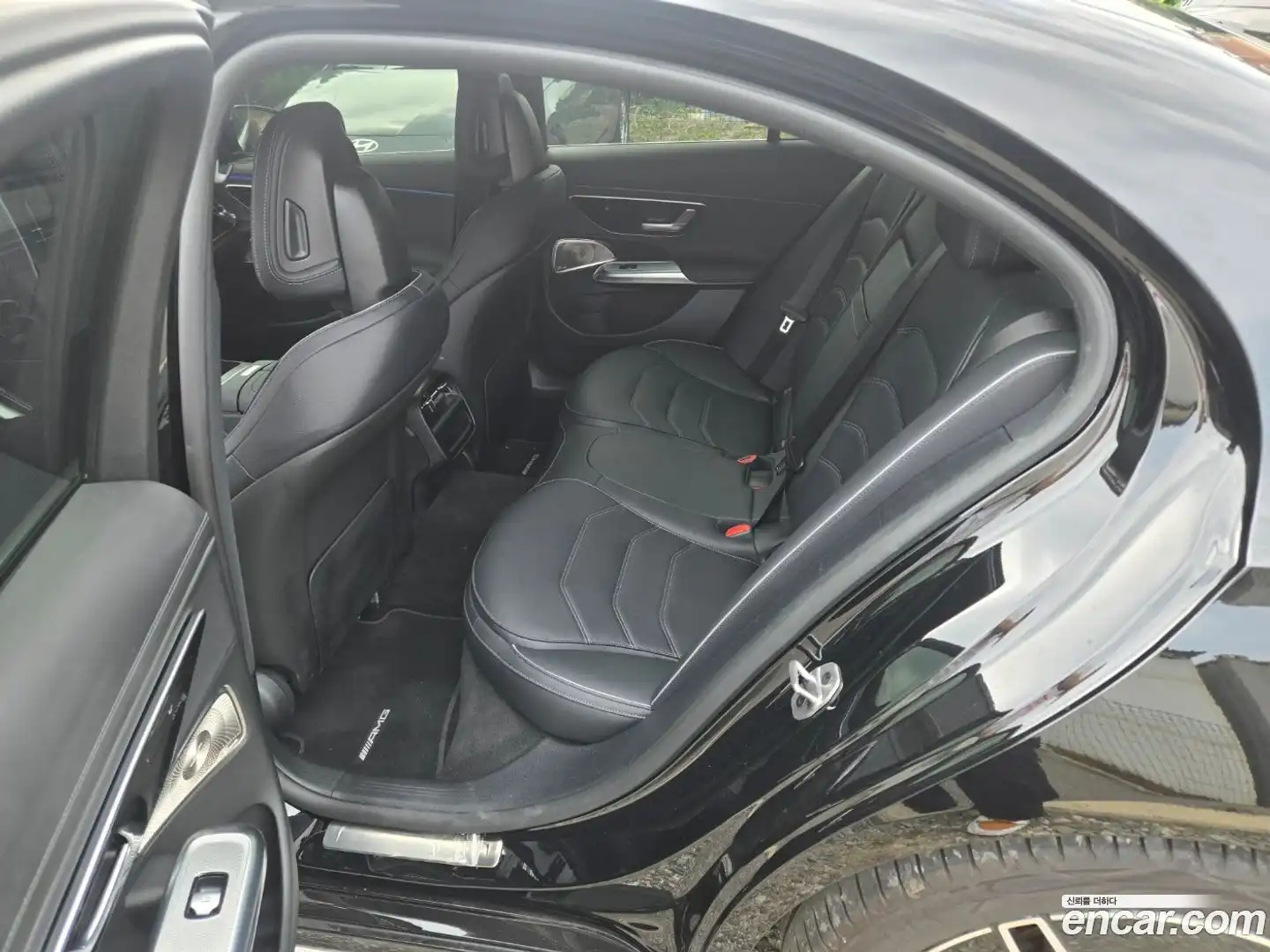 E-Class Mercedes-Benz 2025.7-OPTION-016