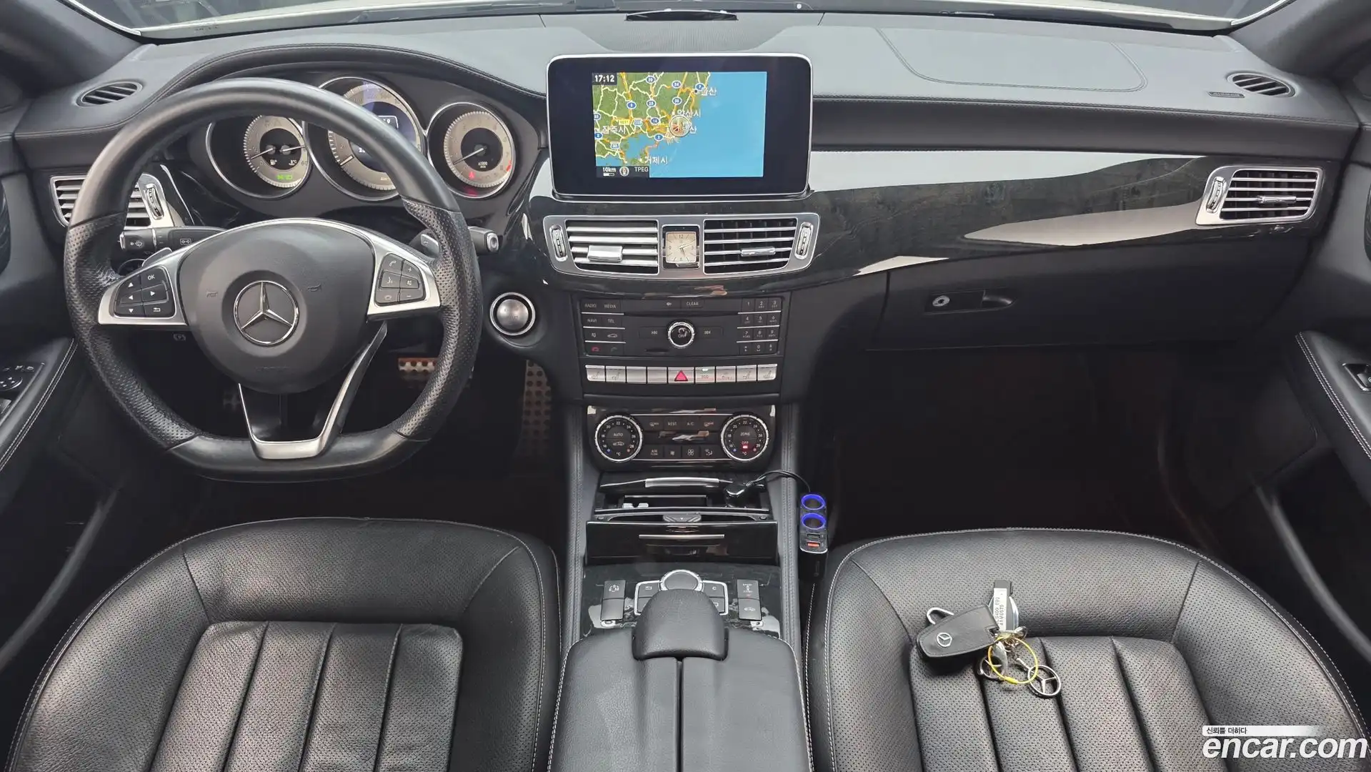CLS-Class Mercedes-Benz 2015.9-INNER-007