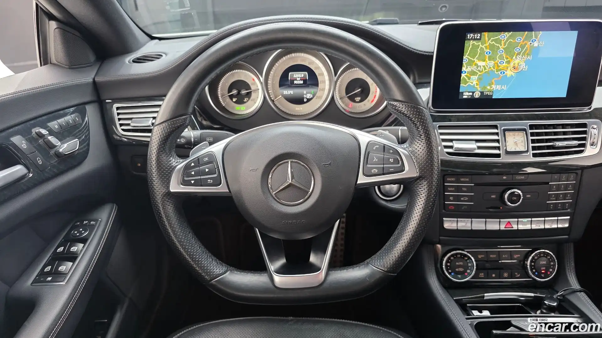 CLS-Class Mercedes-Benz 2015.9-OPTION-017