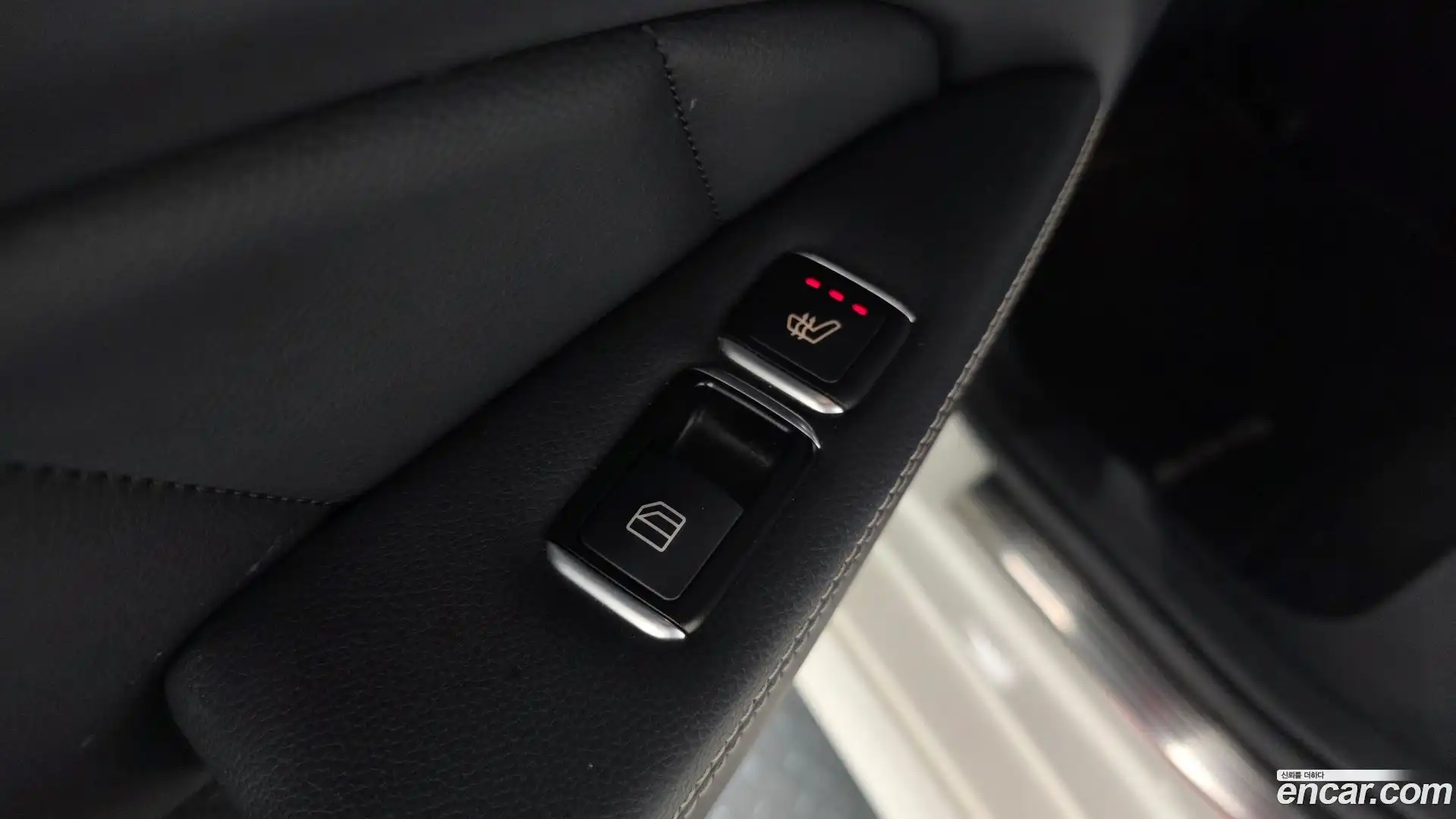 CLS-Class Mercedes-Benz 2015.9-OPTION-045