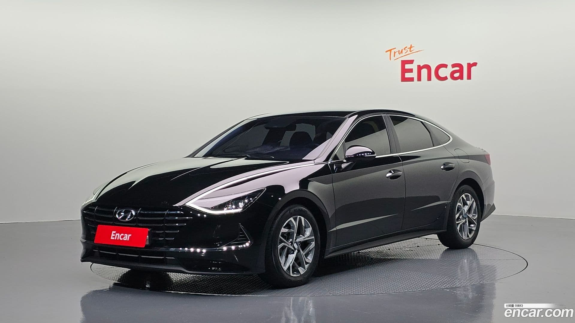 Main__Slider__Photo:Sonata Hyundai 2019.10-0