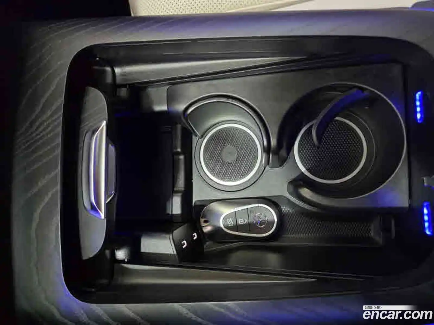 E-Class Mercedes-Benz 2025.10-OPTION-015