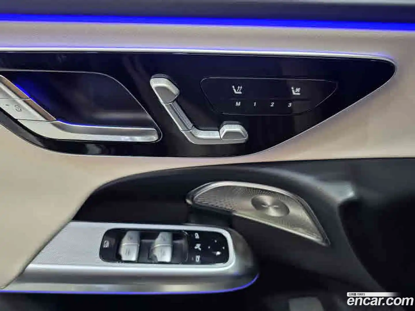 E-Class Mercedes-Benz 2025.10-OPTION-017