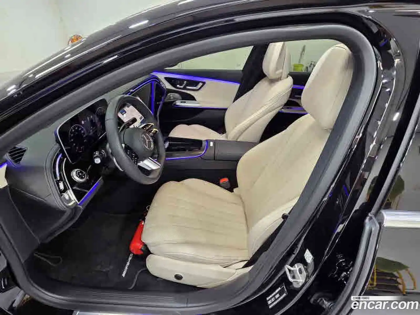 E-Class Mercedes-Benz 2025.10-OPTION-023