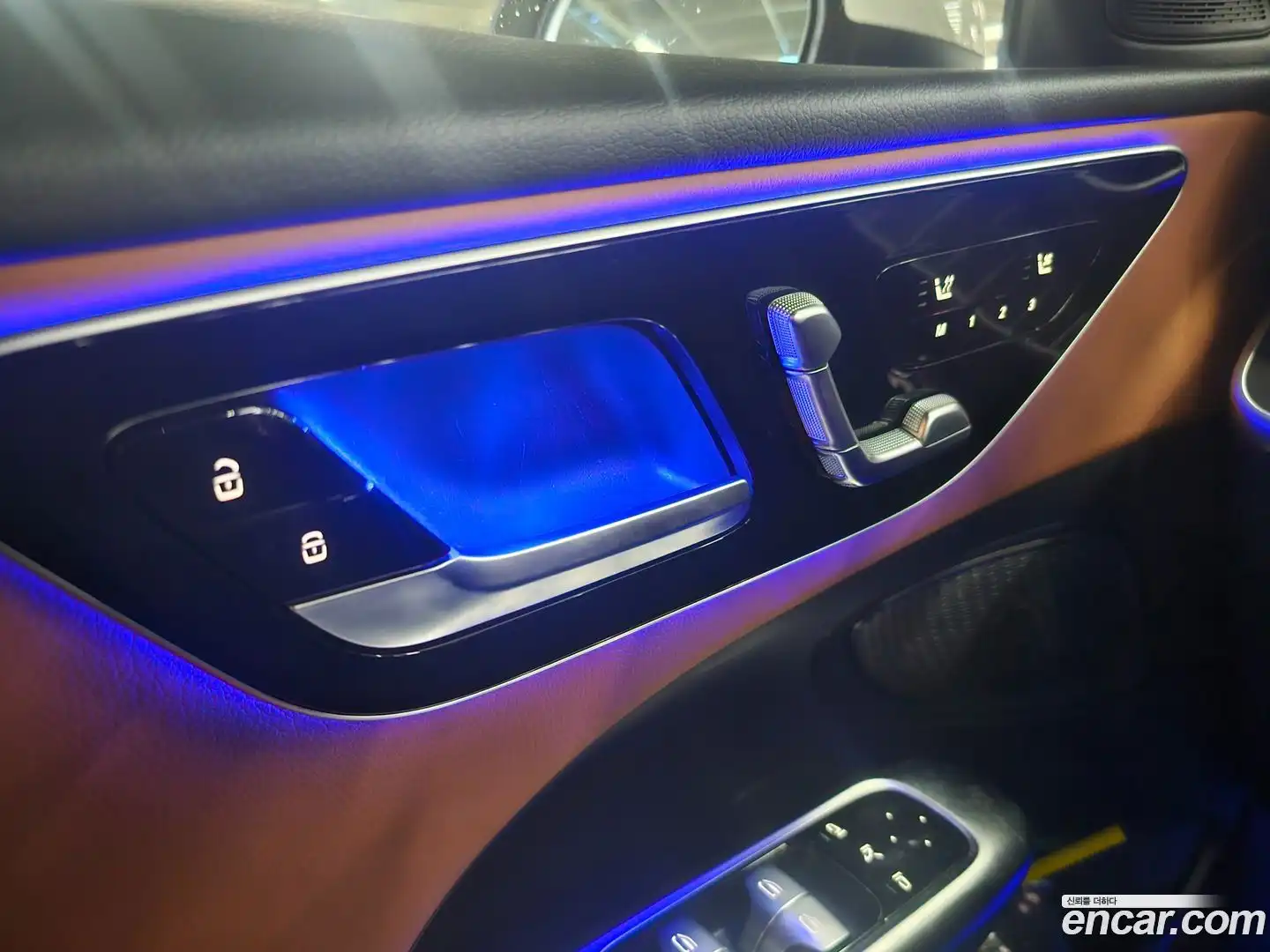 C-Class Mercedes-Benz 2024.7-OUTER-006