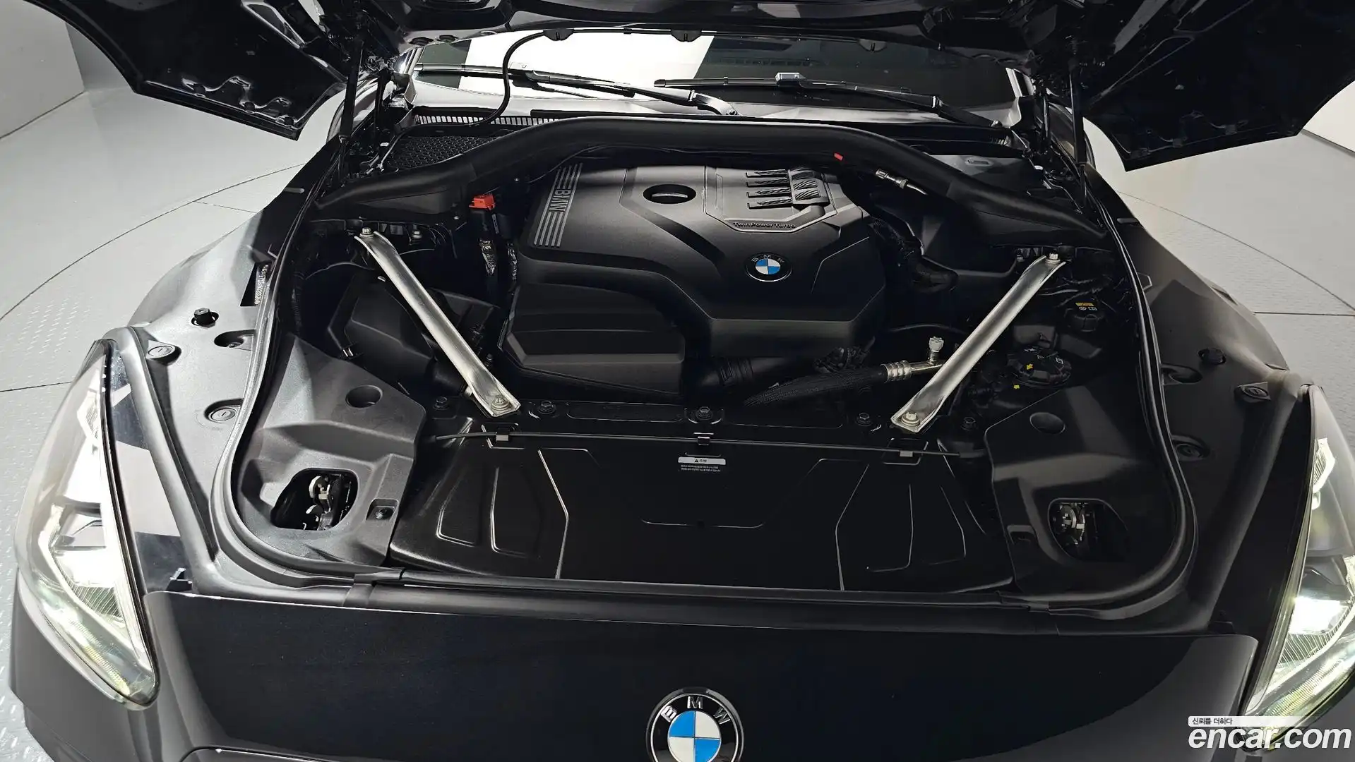 Z4 BMW 2022.11-OUTER-006