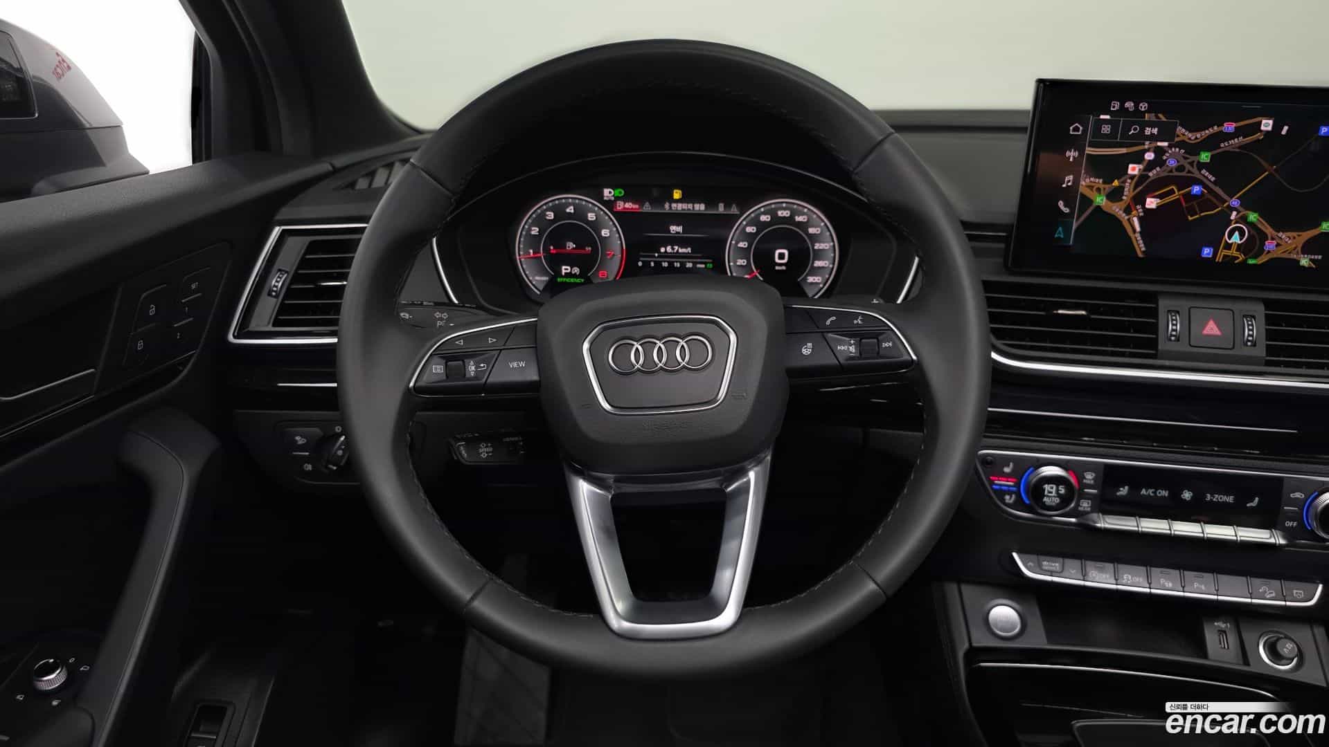 Q5 Audi 2024.10-OPTION-017