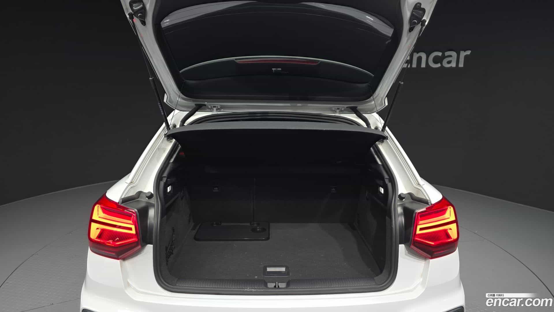 Q2 Audi 2023.1-OPTION-024