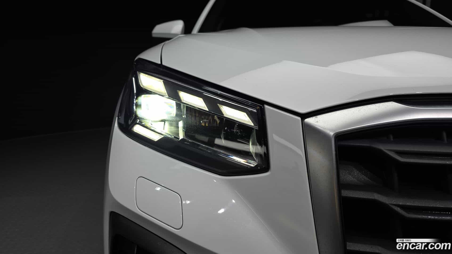 Q2 Audi 2023.1-OUTER-032