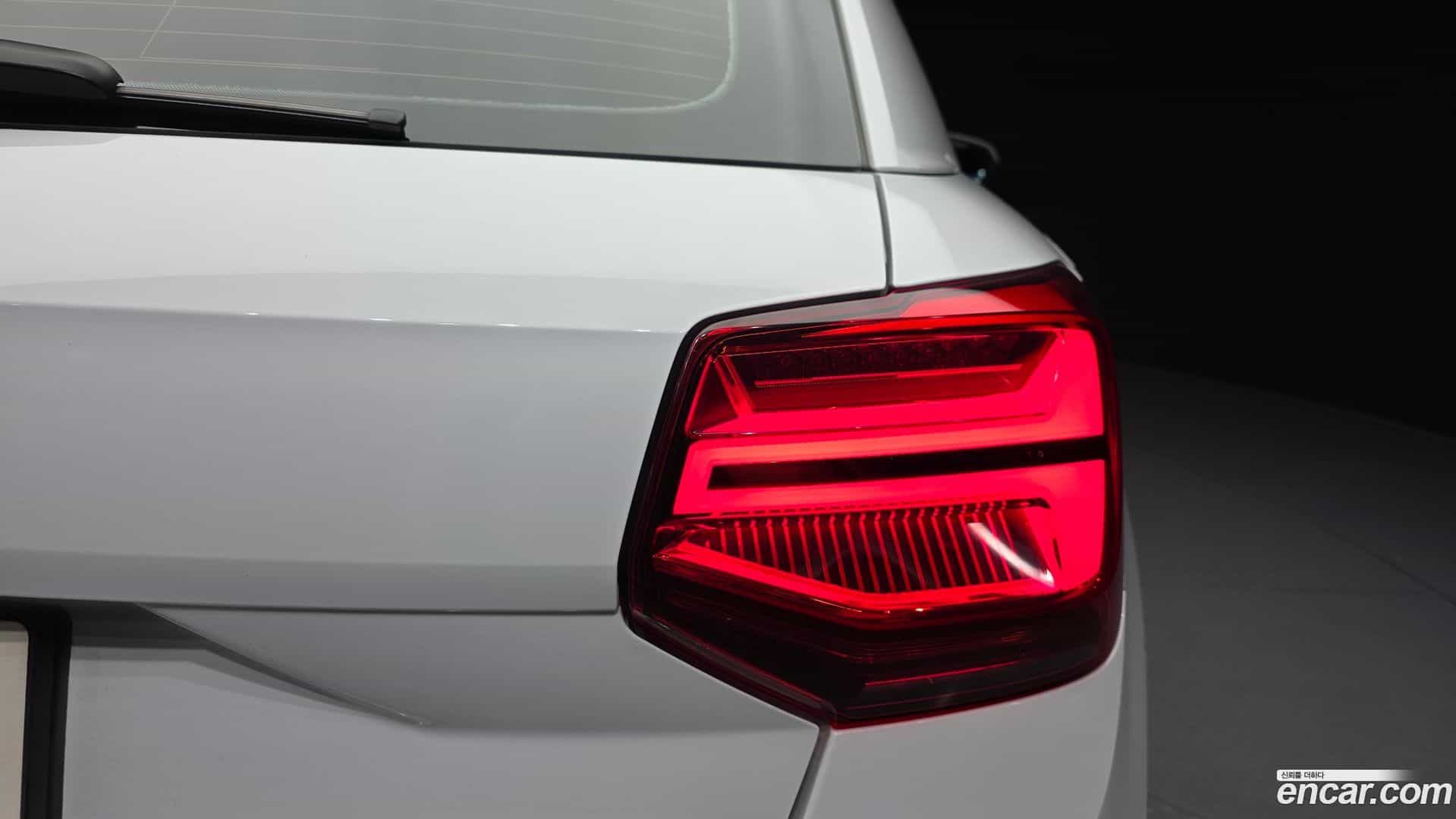 Q2 Audi 2023.1-OUTER-033