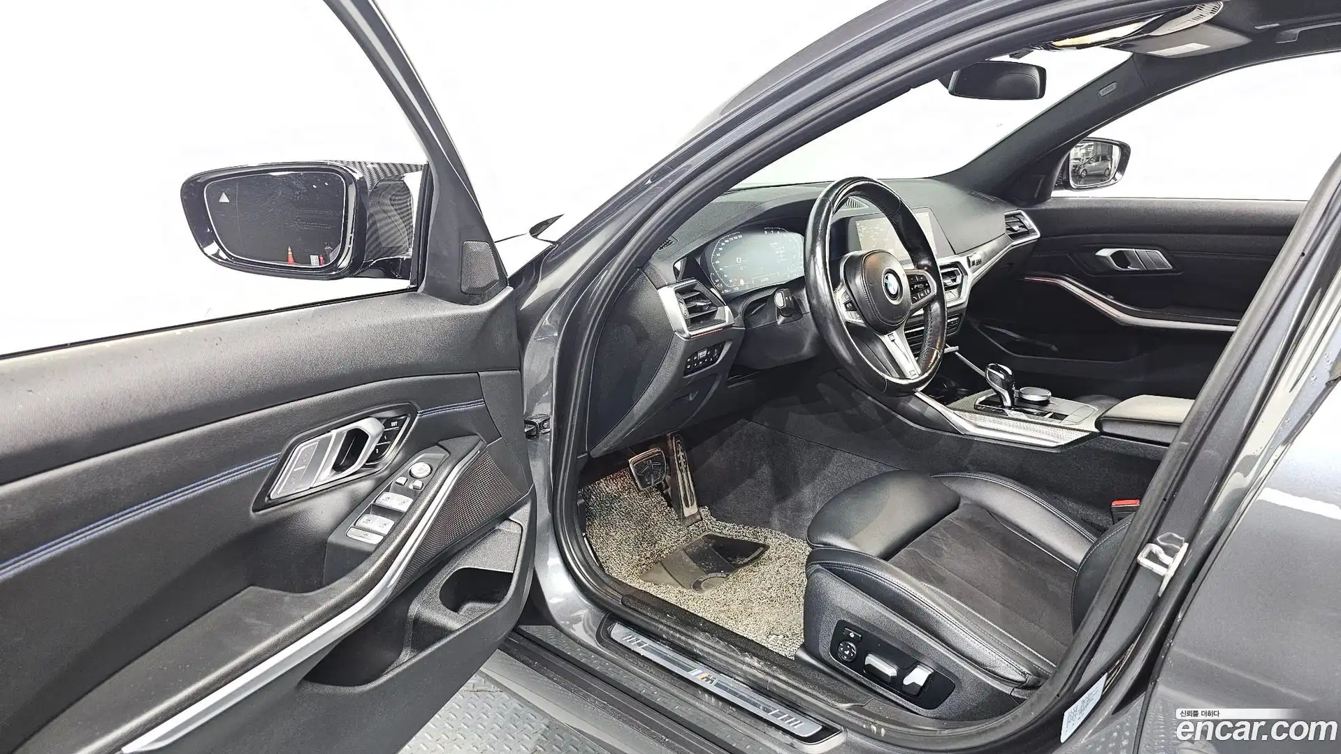 3-Series BMW 2021.5-INNER-010
