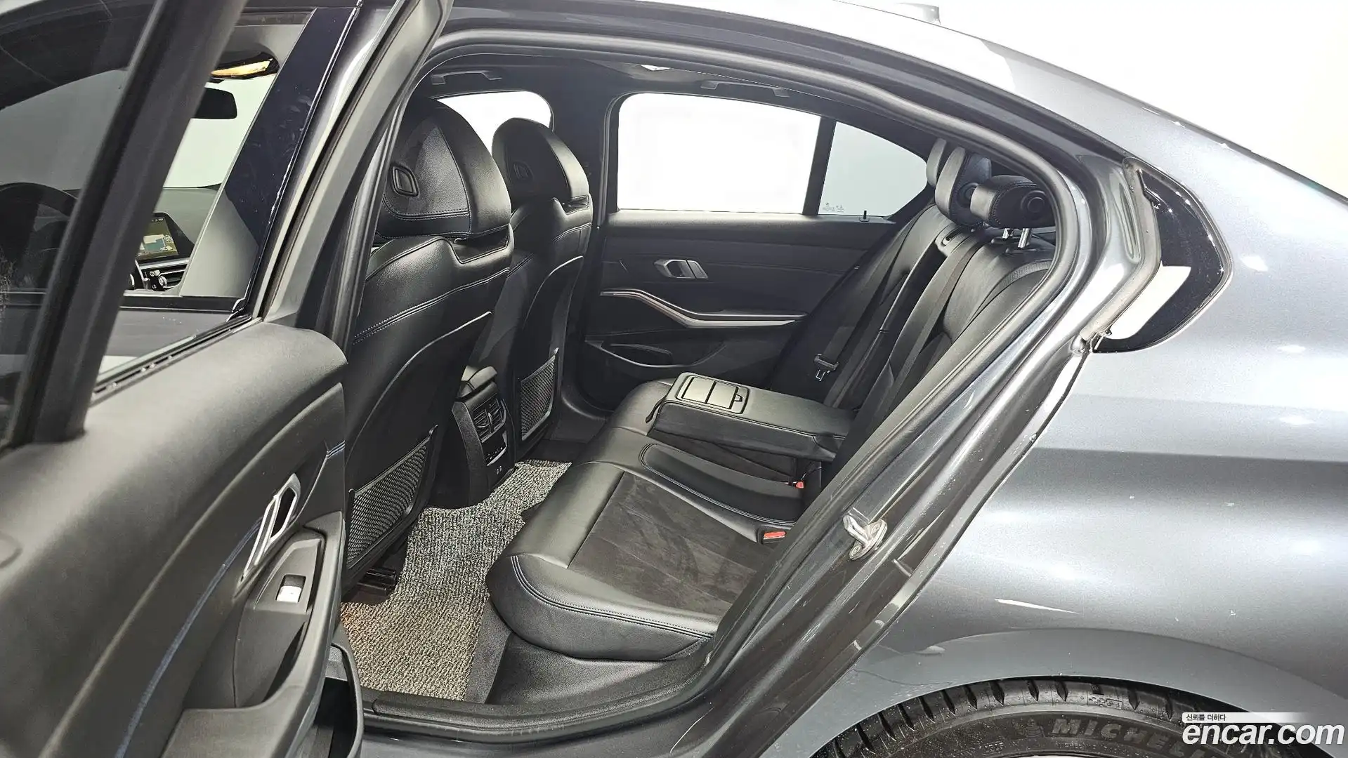3-Series BMW 2021.5-OPTION-016