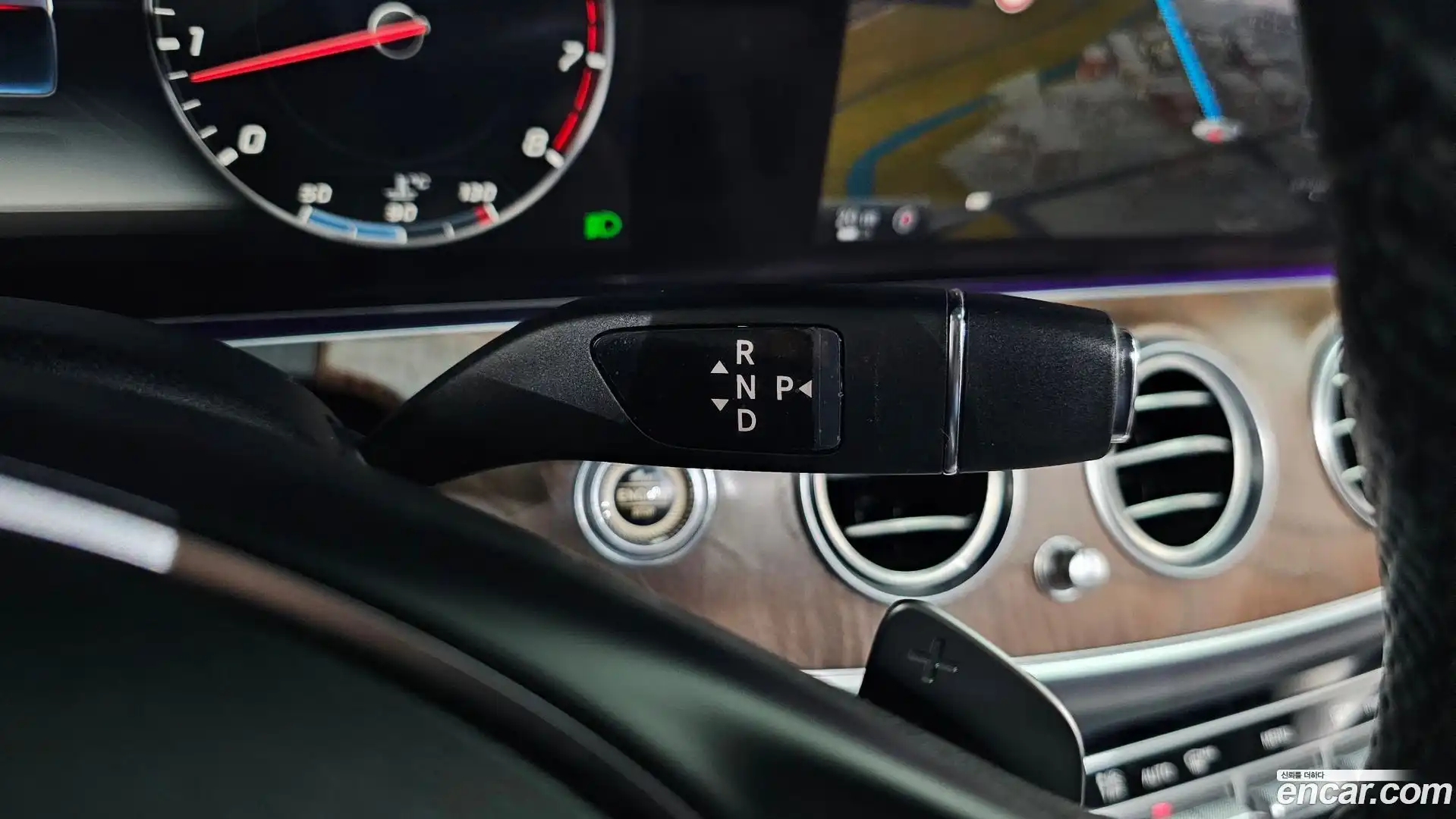 E-Class Mercedes-Benz 2016.9-INNER-009