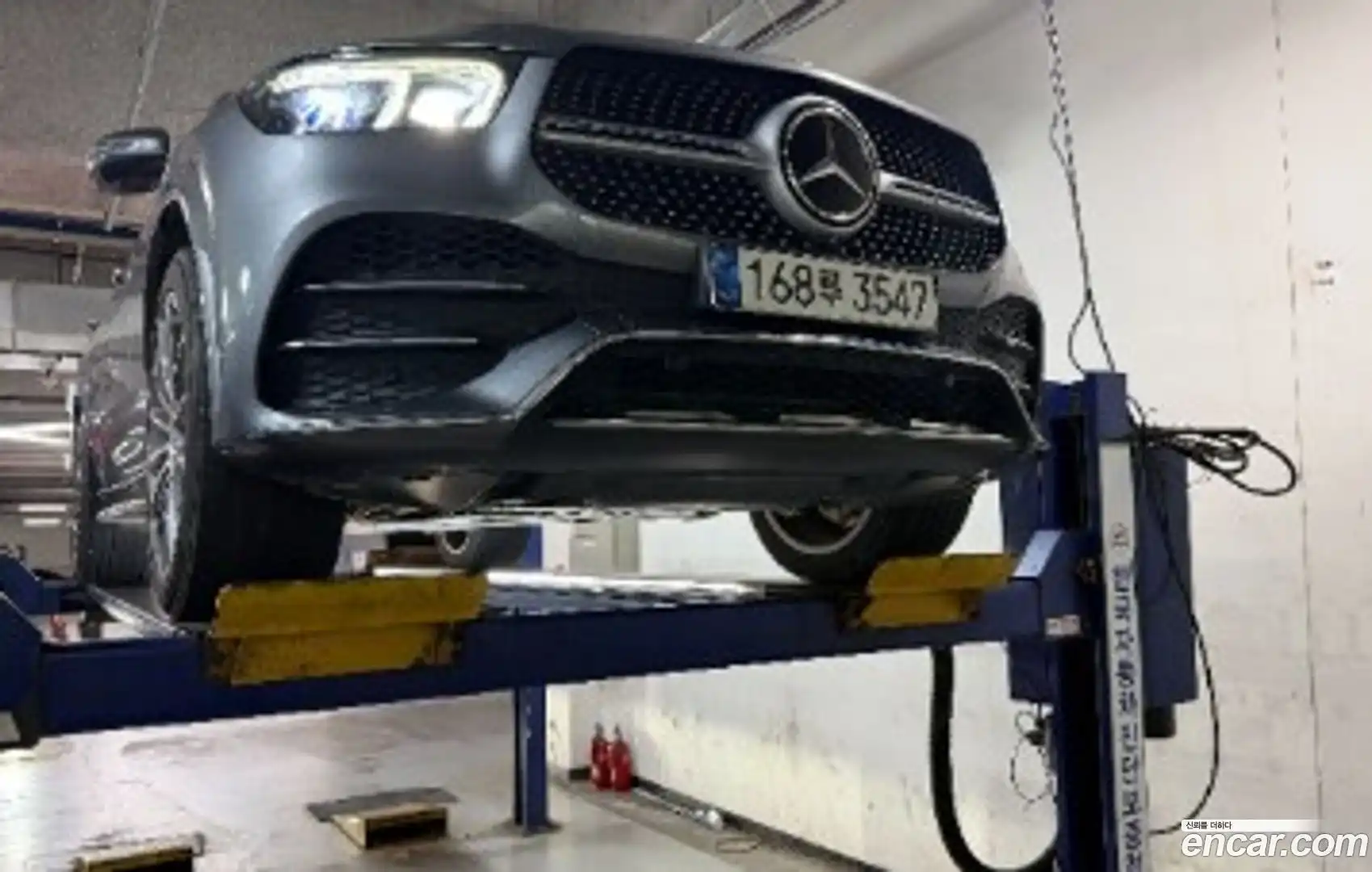 GLE-Class Mercedes-Benz 2021.3-OUTER-001