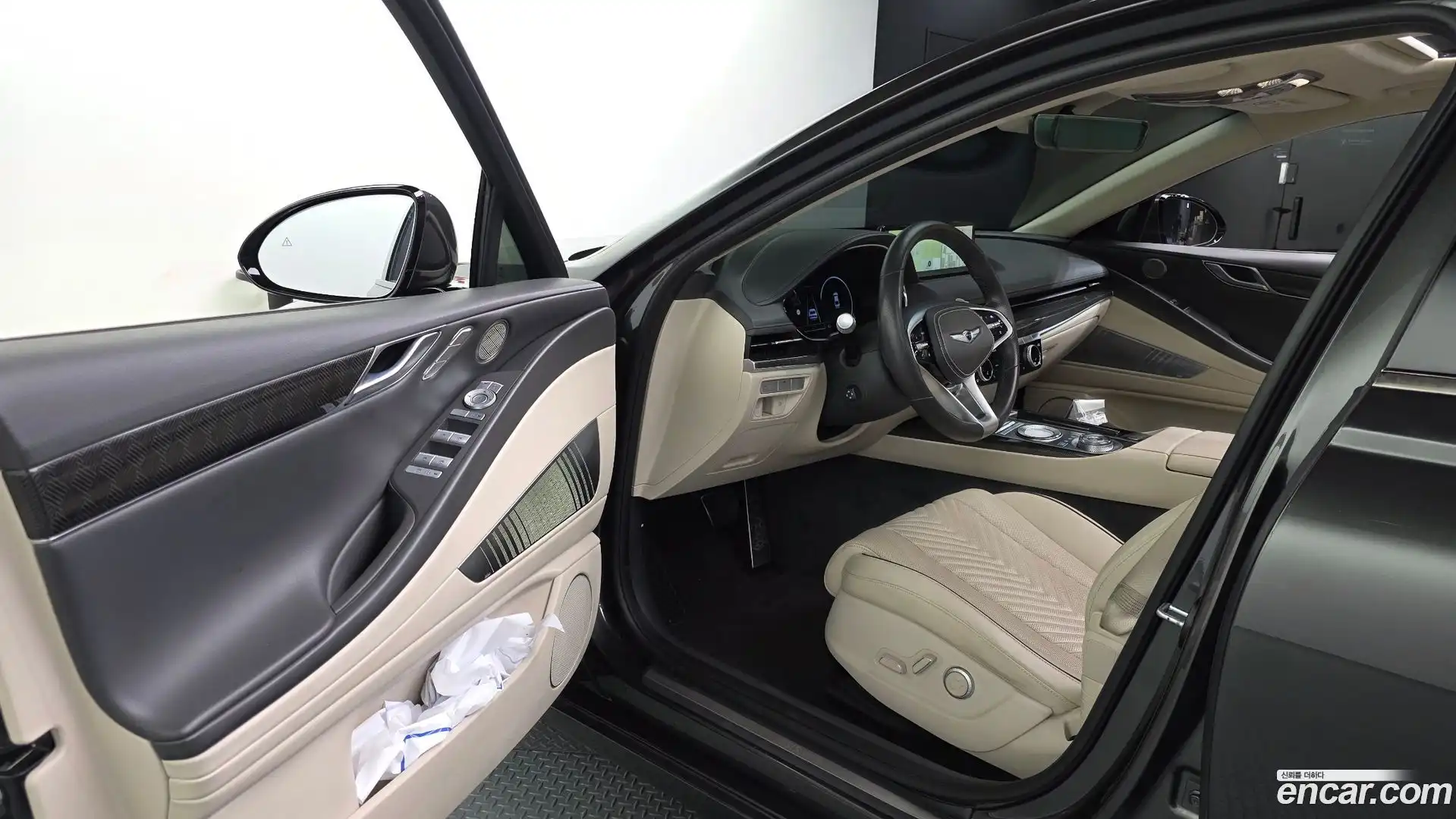 G80 Genesis 2022.9-INNER-010