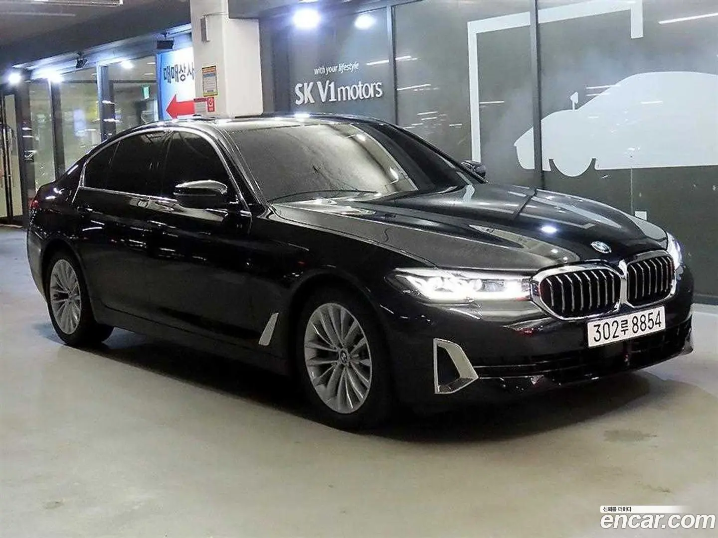 Main__Slider__Photo:5-Series BMW 2022.10-0