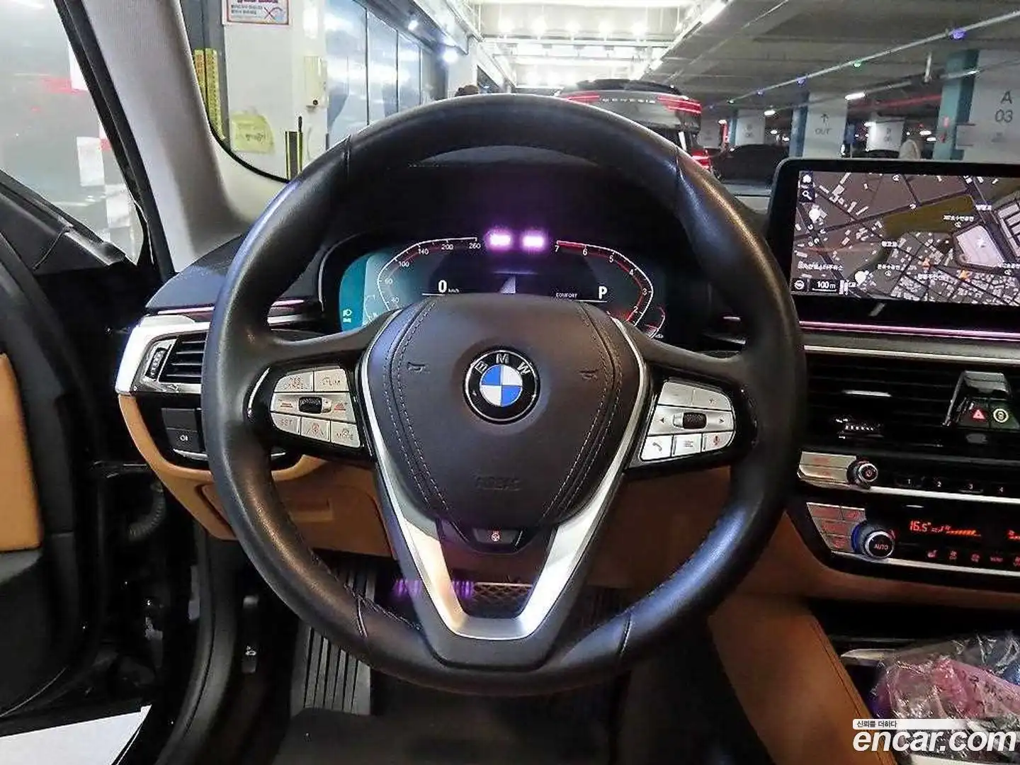 5-Series BMW 2022.10-INNER-008