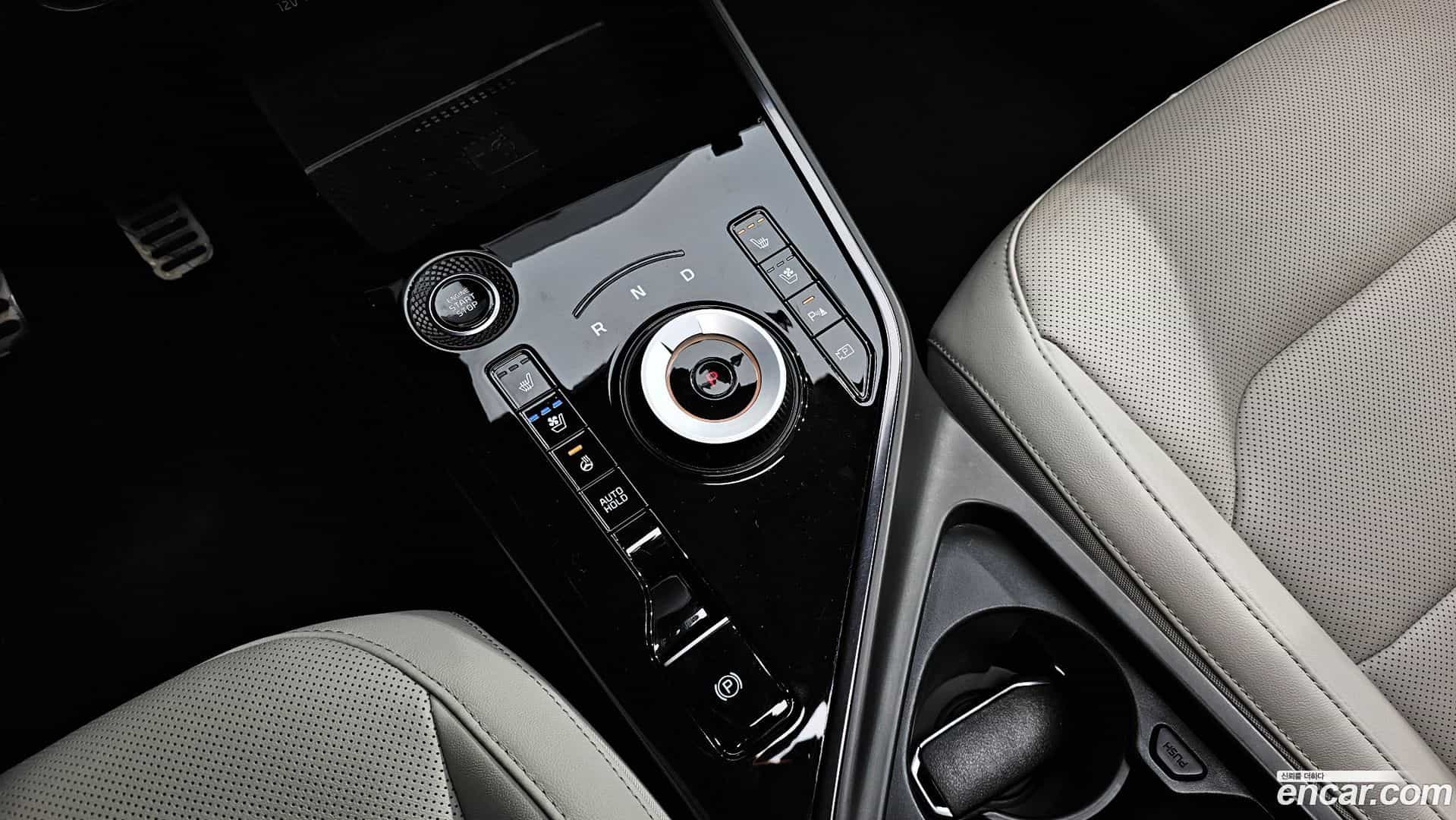 Niro Kia 2022.10-INNER-009