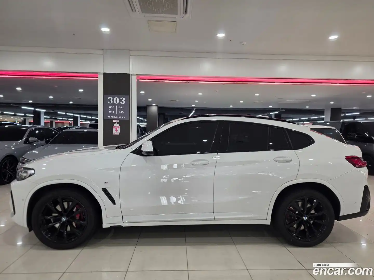 X4 BMW 2025.11-OUTER-003