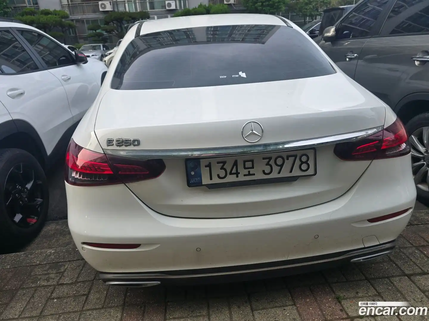 E-Class Mercedes-Benz 2022.0-OUTER-004