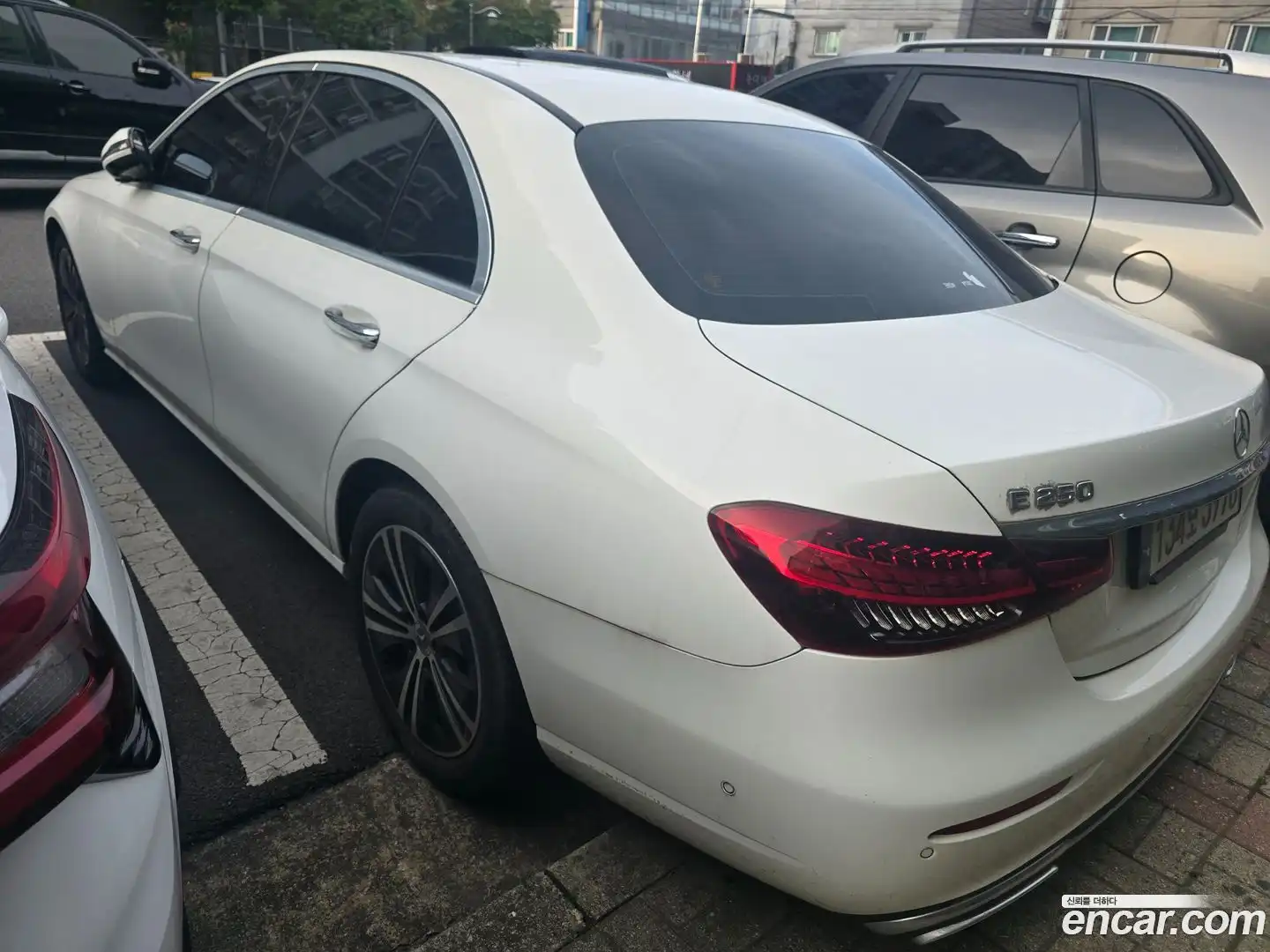E-Class Mercedes-Benz 2022.0-OUTER-005