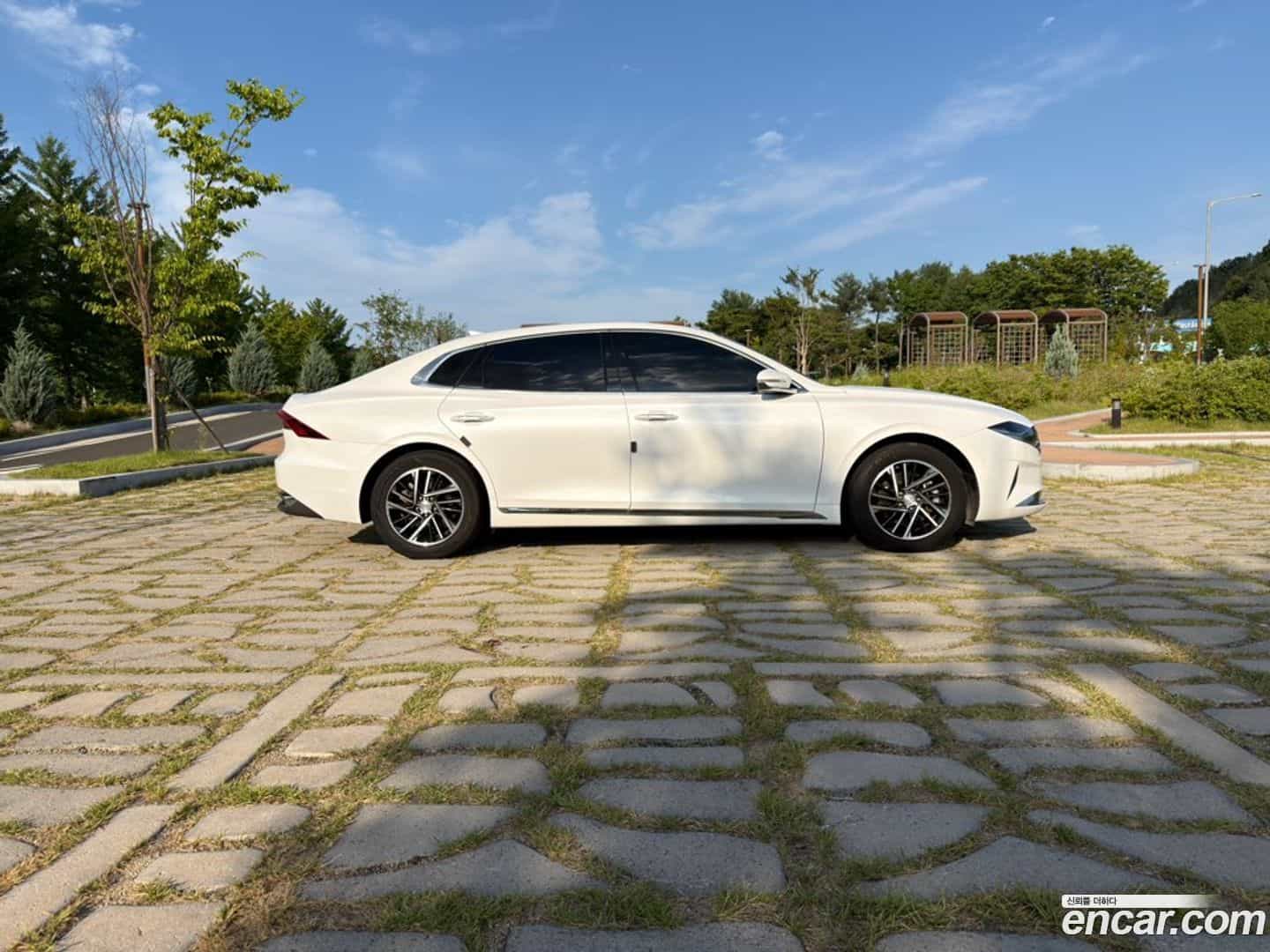 Grandeur Hyundai 2021.10-OUTER-002