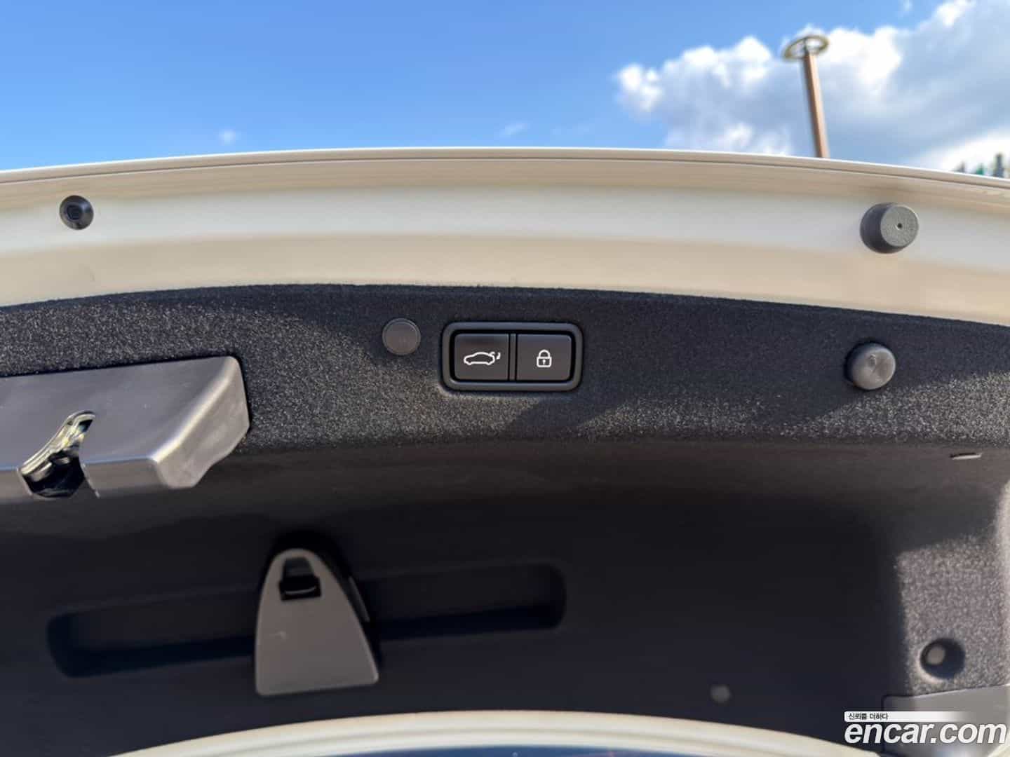 Grandeur Hyundai 2021.10-INNER-010