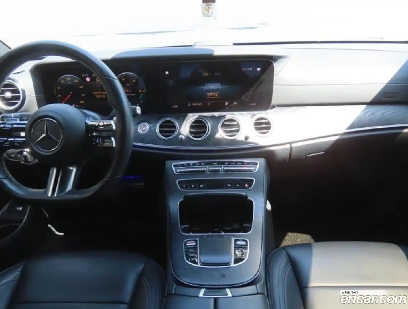 E-Class Mercedes-Benz 2021.7-INNER-009