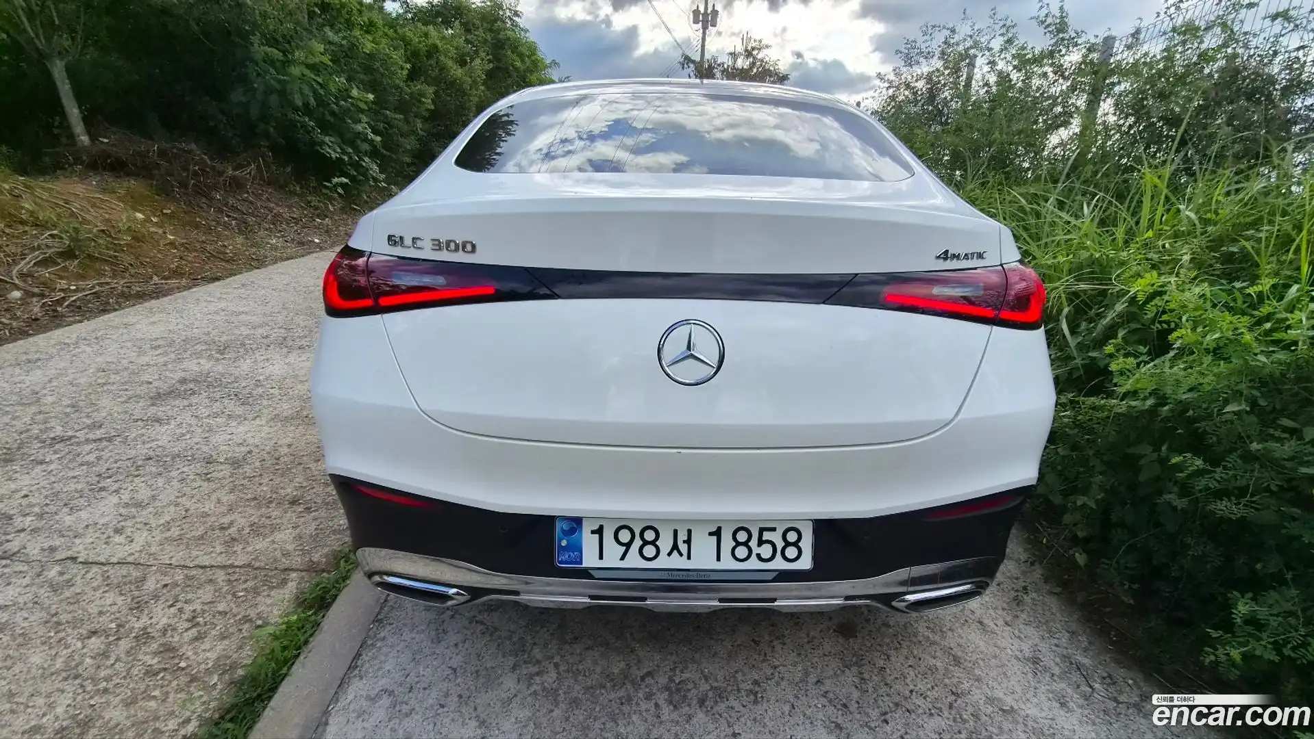 GLC-Class Mercedes-Benz 2024.0-OUTER-003
