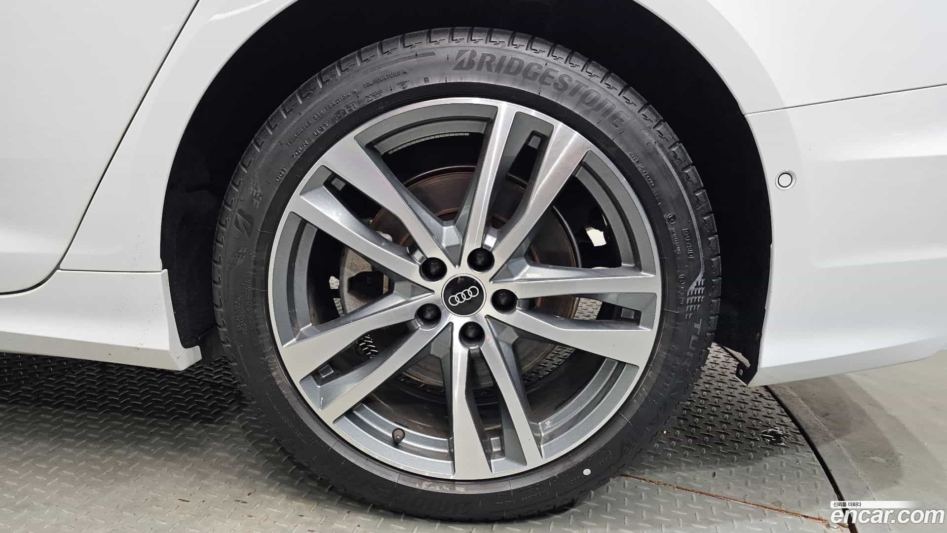A6 Audi 2021.9-OUTER-031