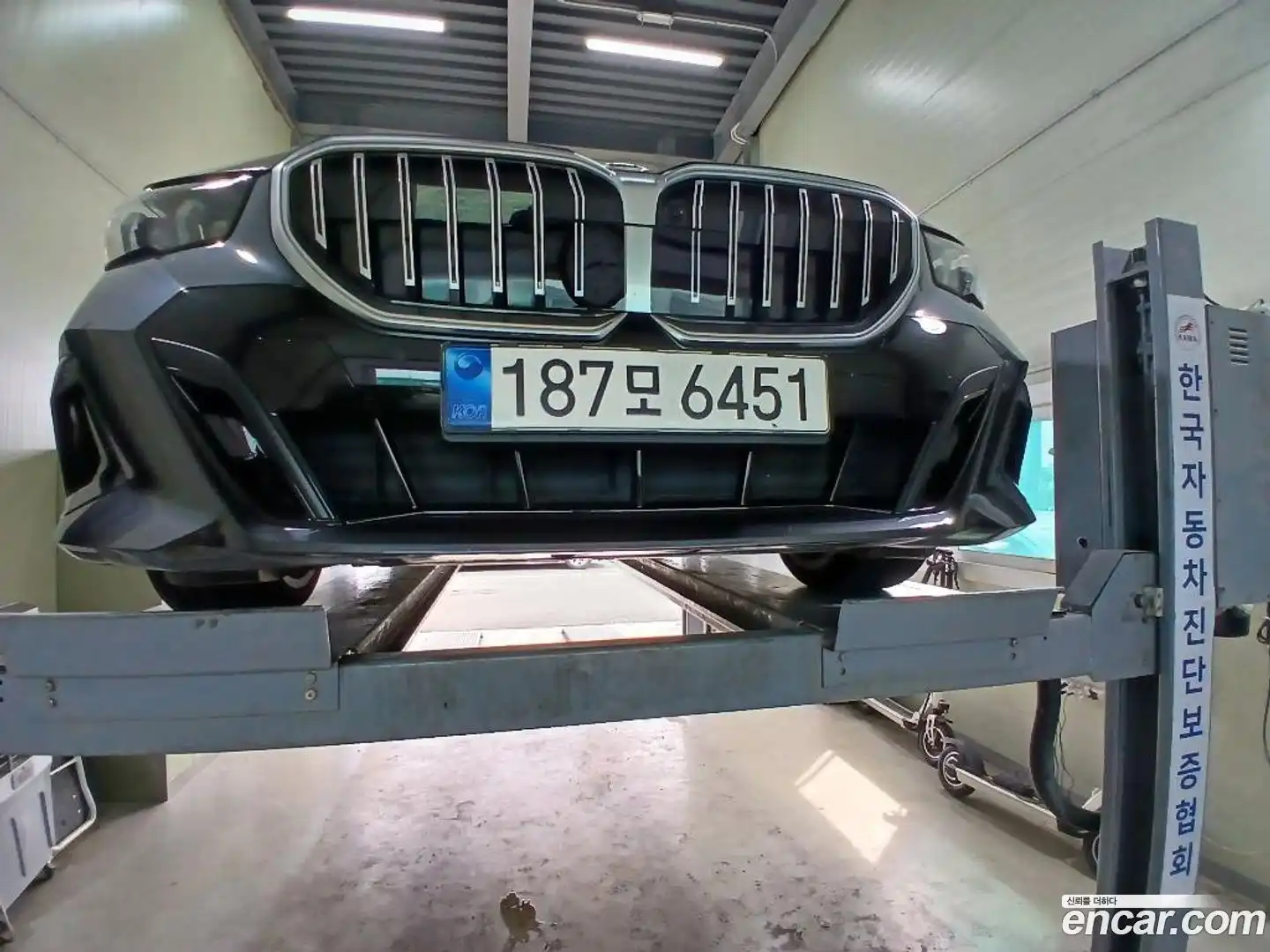 5-Series BMW 2024.5-OUTER-001