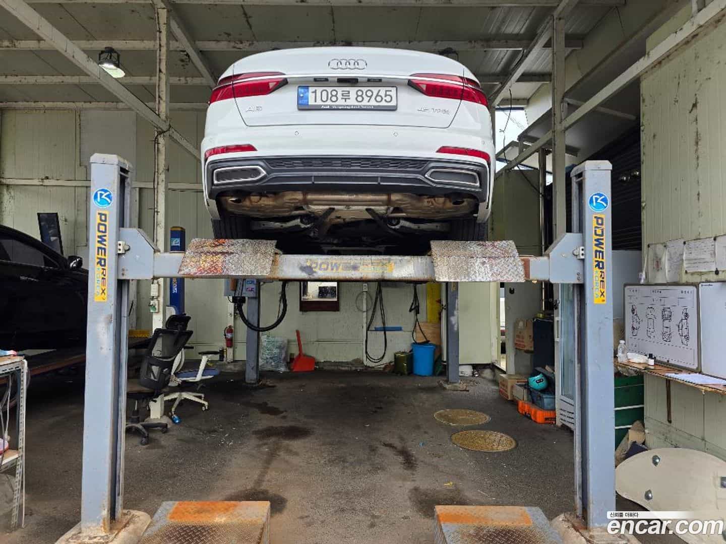A6 Audi 2022.3-OUTER-002