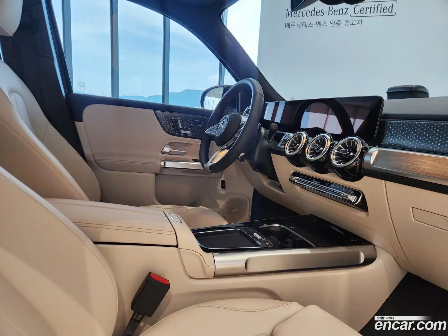 EQB Mercedes-Benz 2025.10-OPTION-019