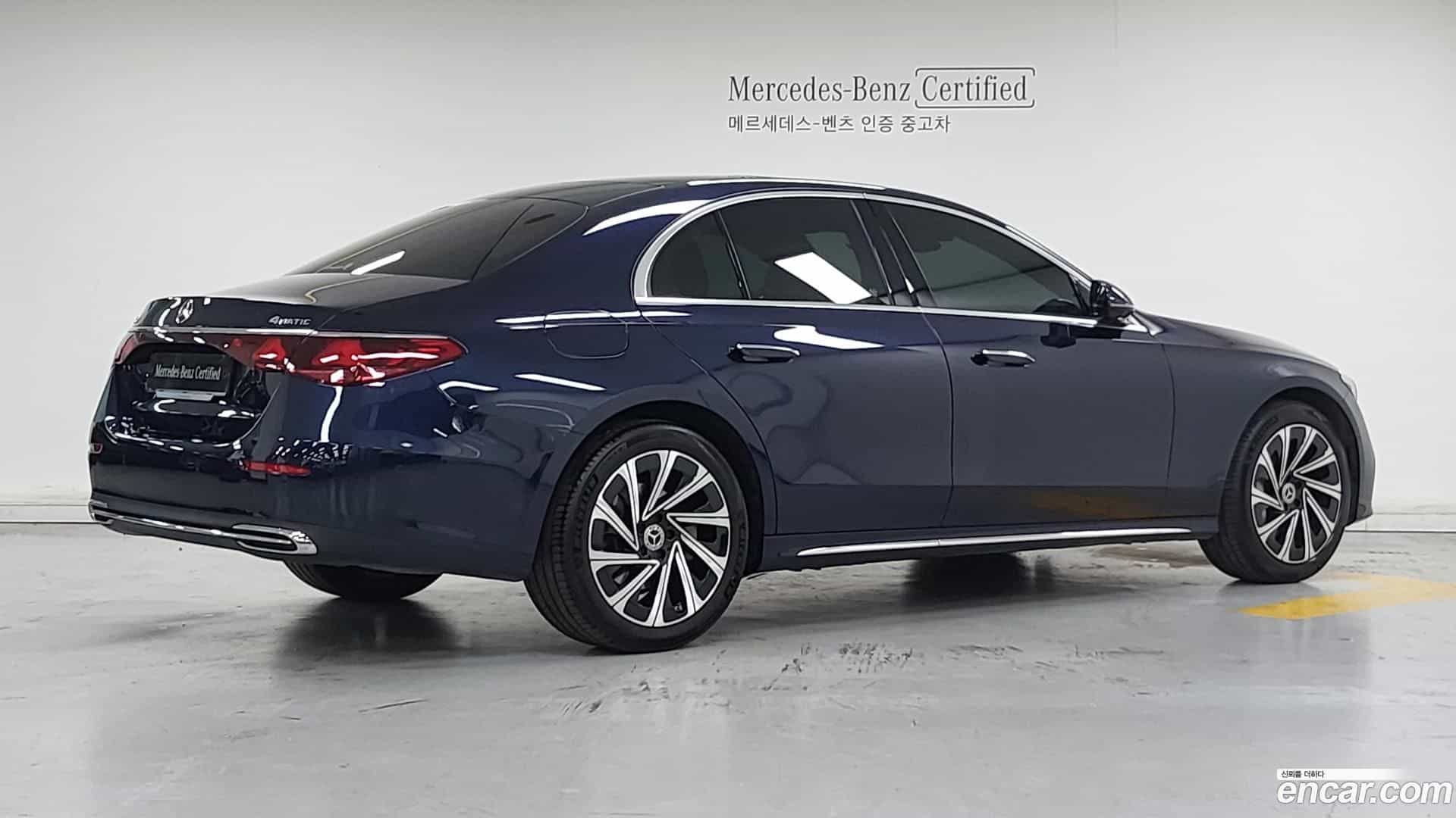 E-Class Mercedes-Benz 2024.6-OUTER-002